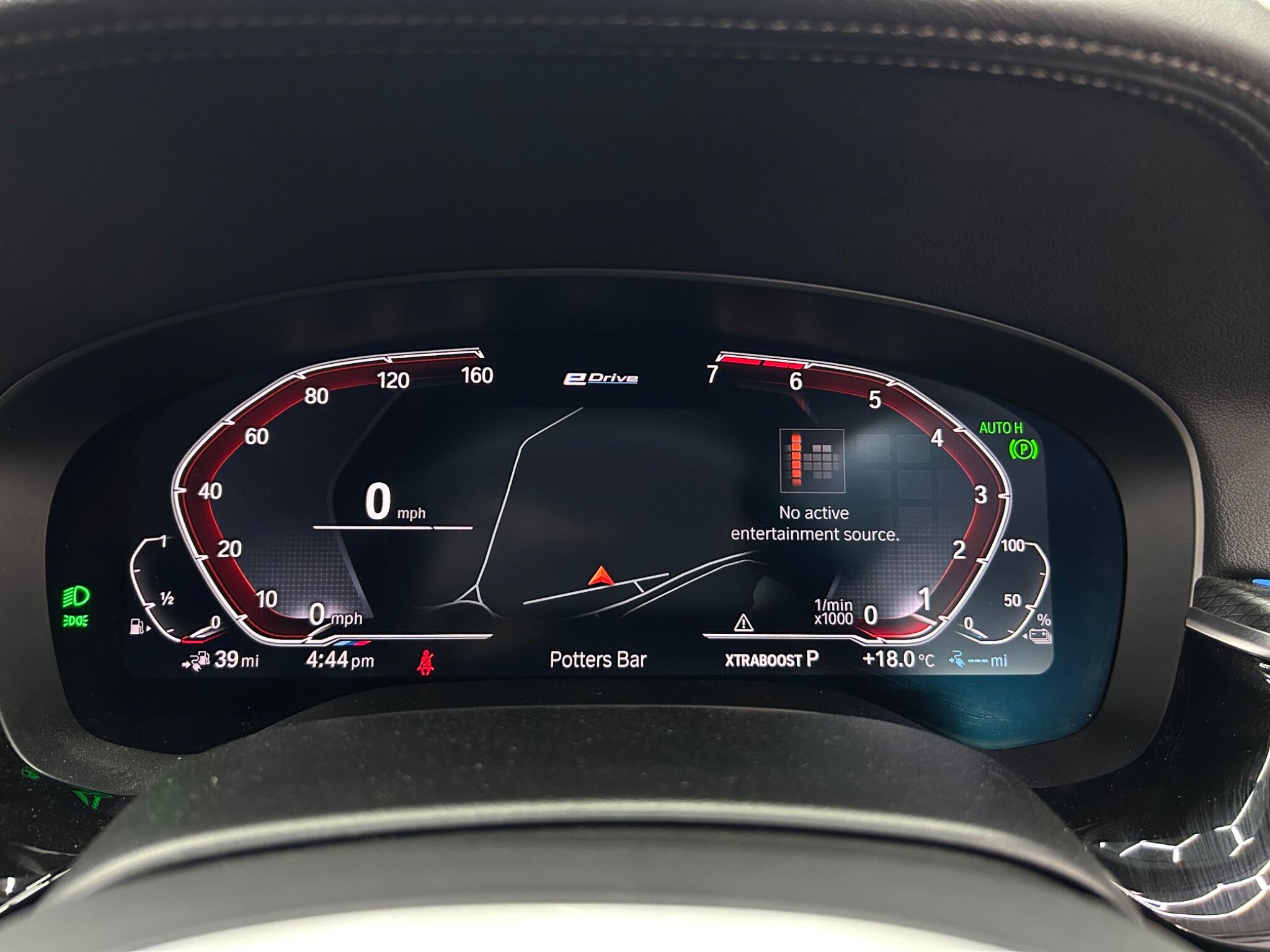 BMW 5 Series view 39