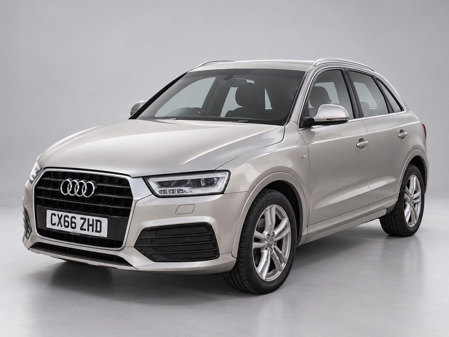 Audi Q3 view 6