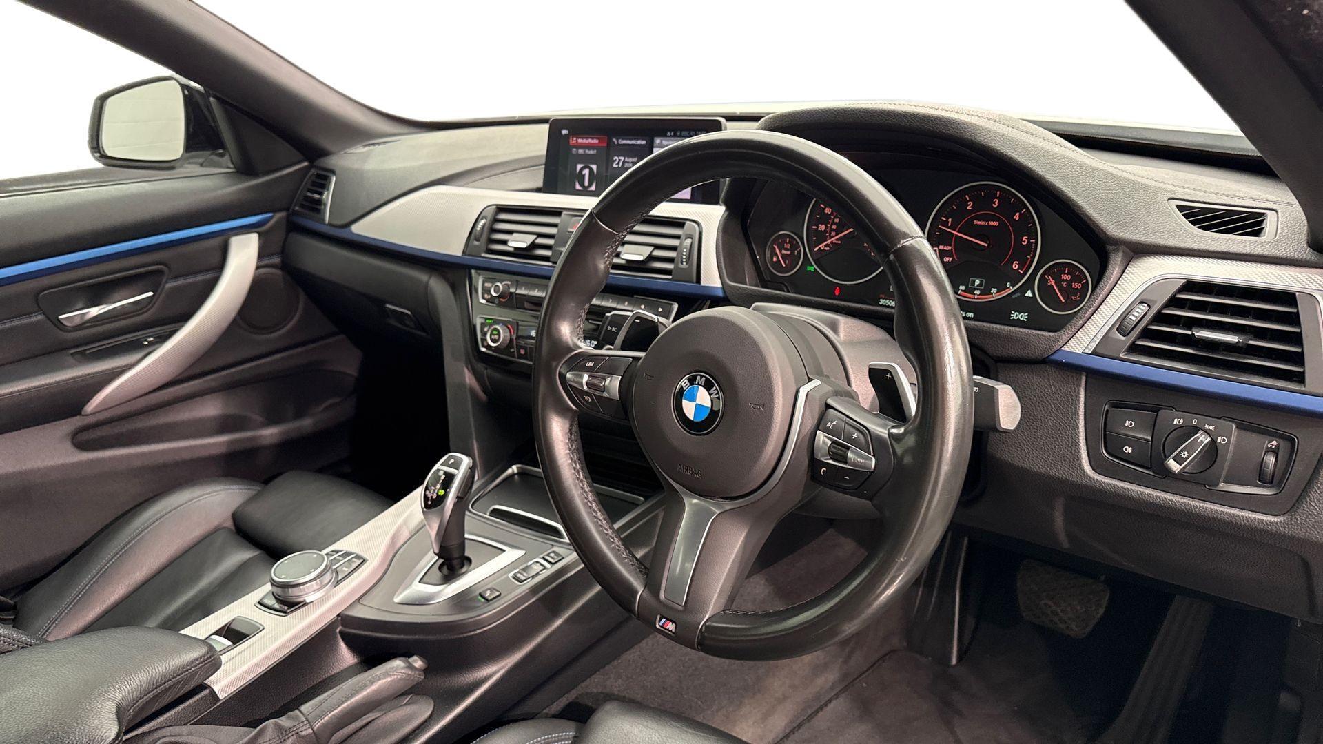 BMW 4 Series view 9