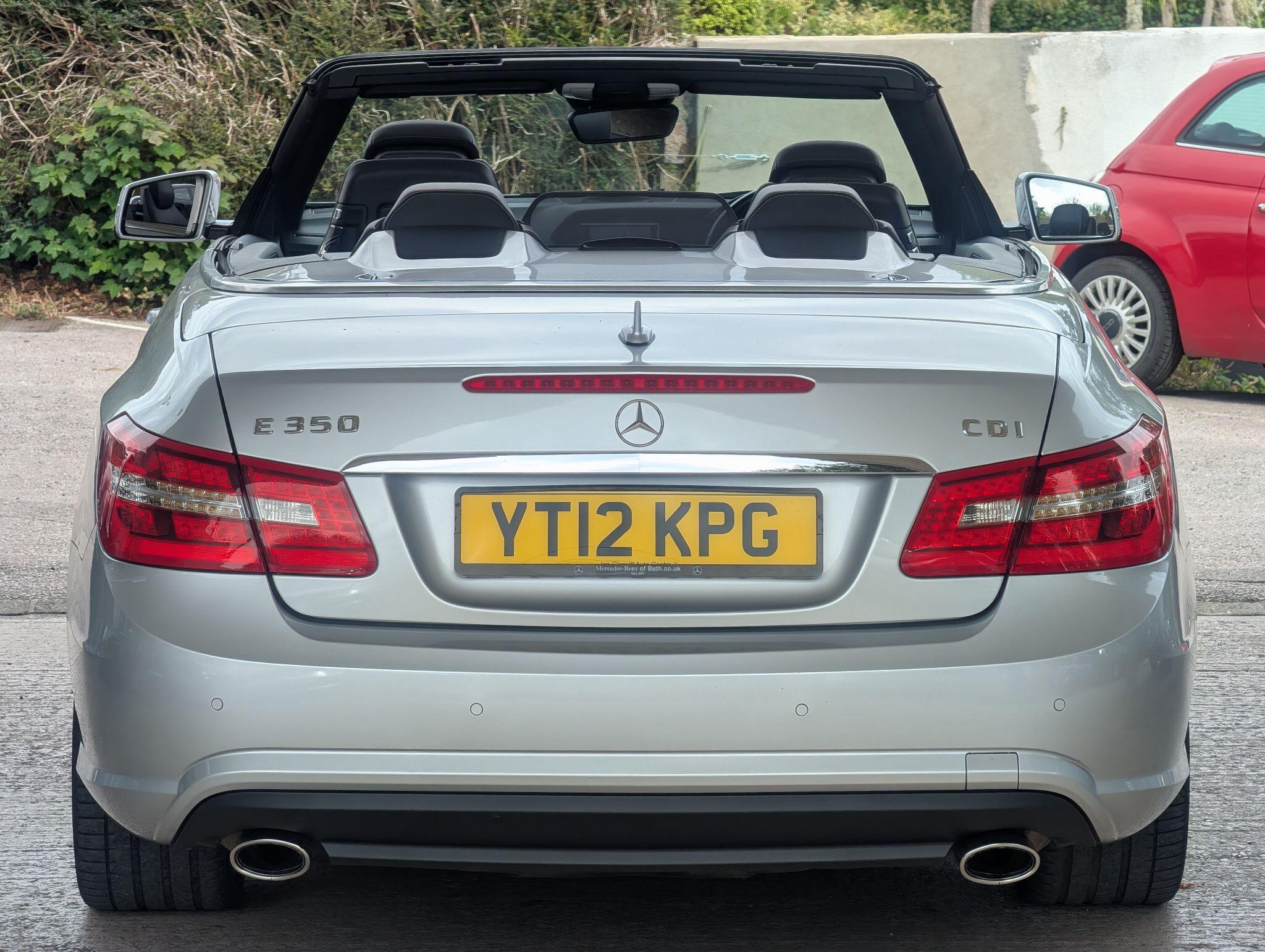 Mercedes-Benz E-Class view 5