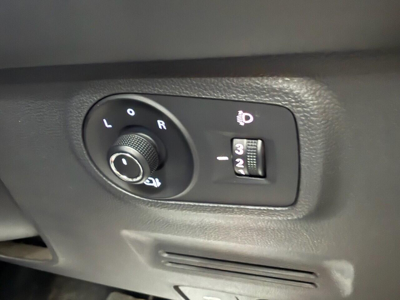 MG ZS view 11