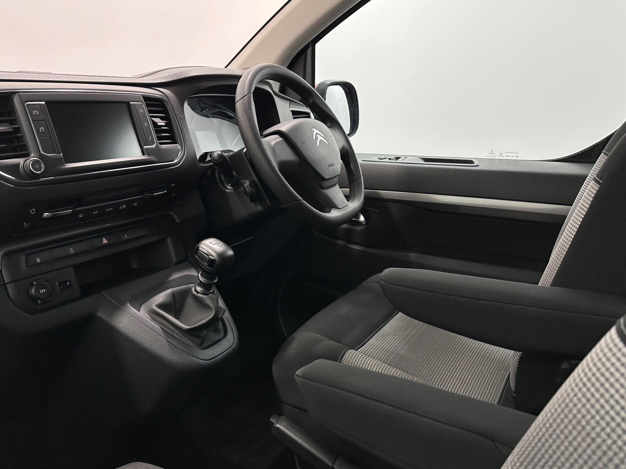 Citroen Spacetourer view 24