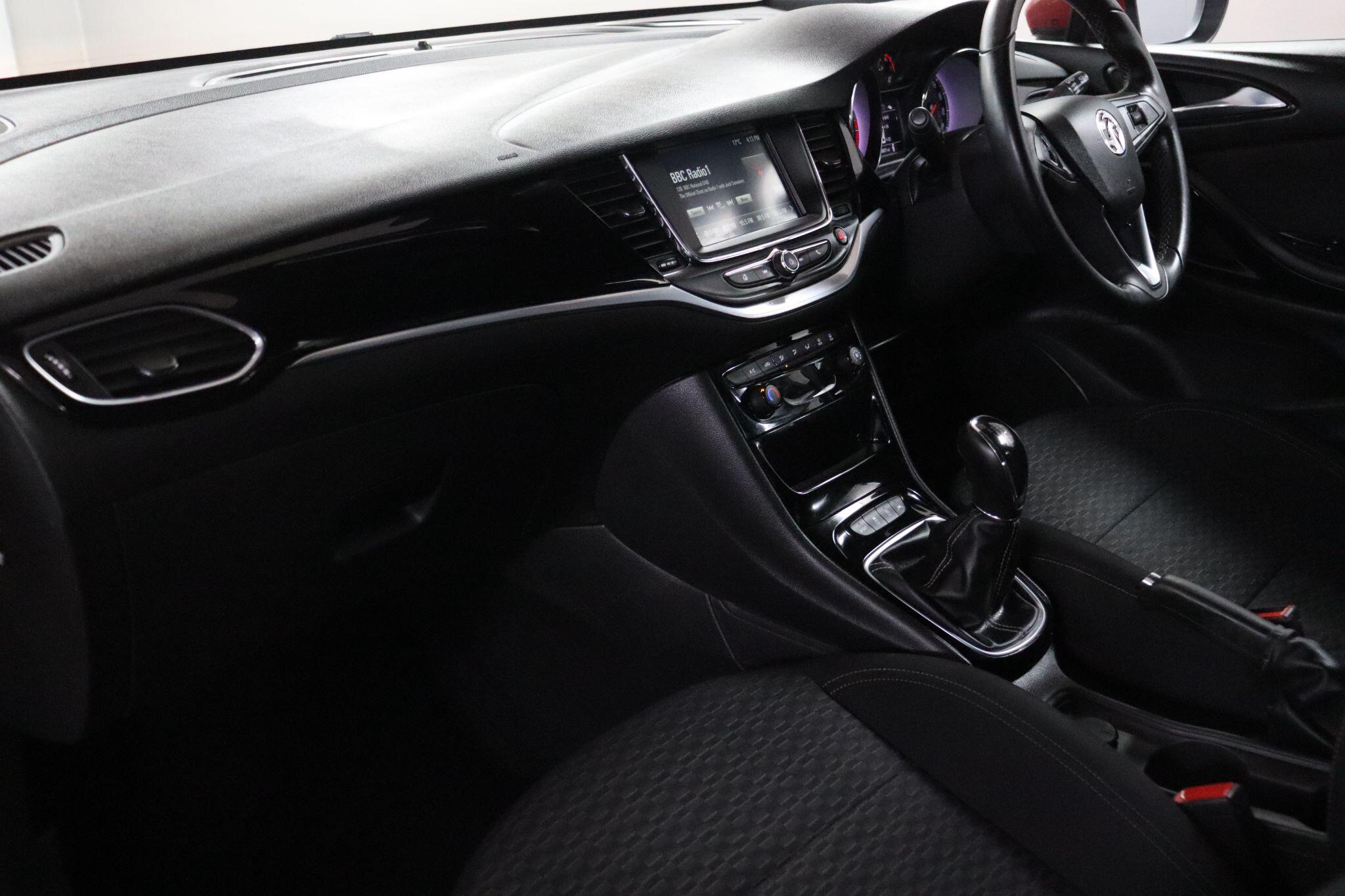Vauxhall Astra view 33