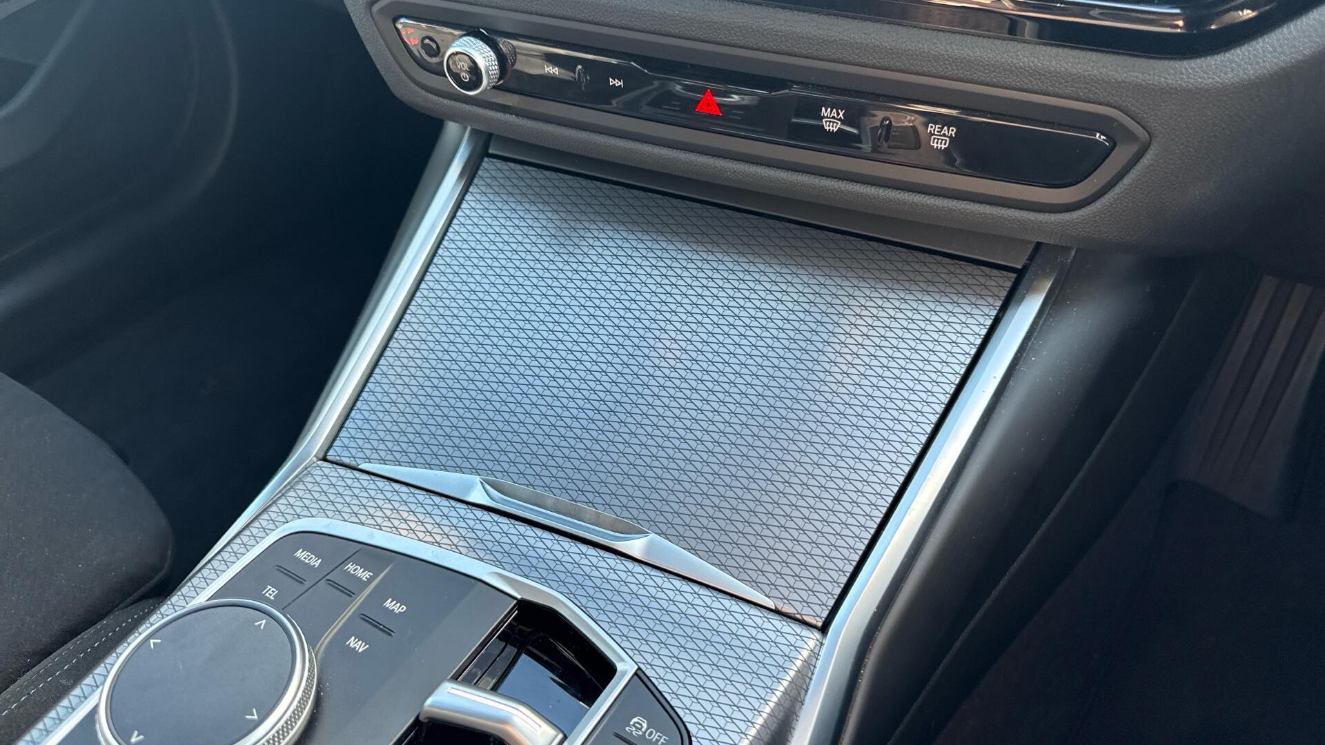BMW 3 Series view 42