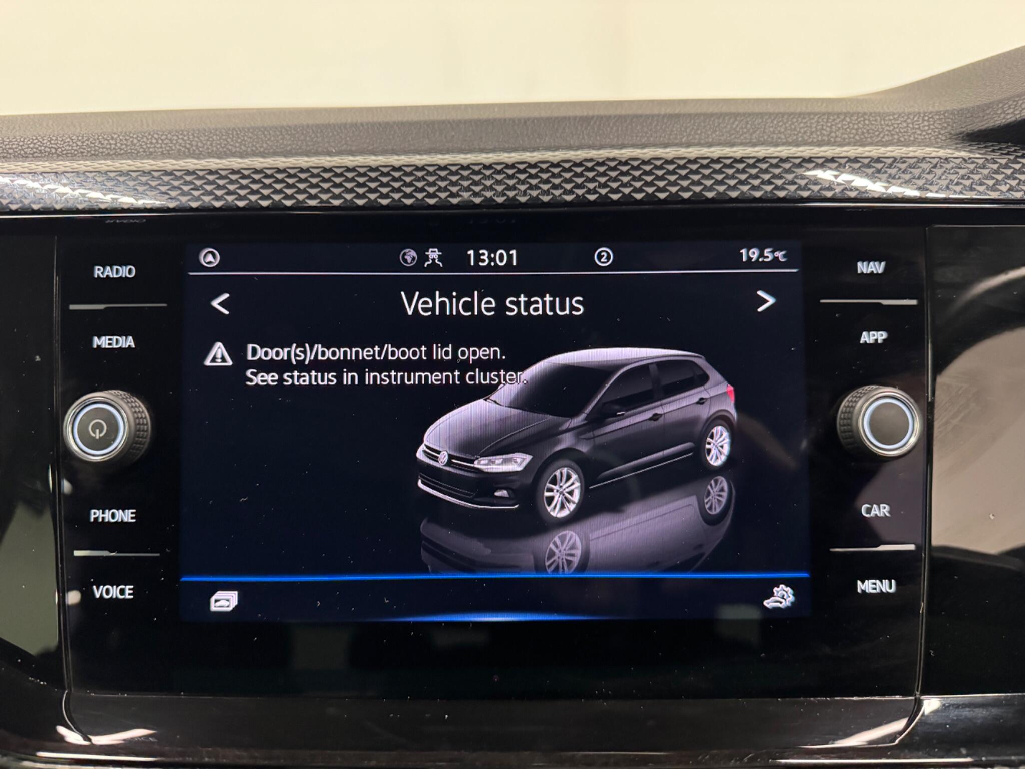 Volkswagen Polo view 19
