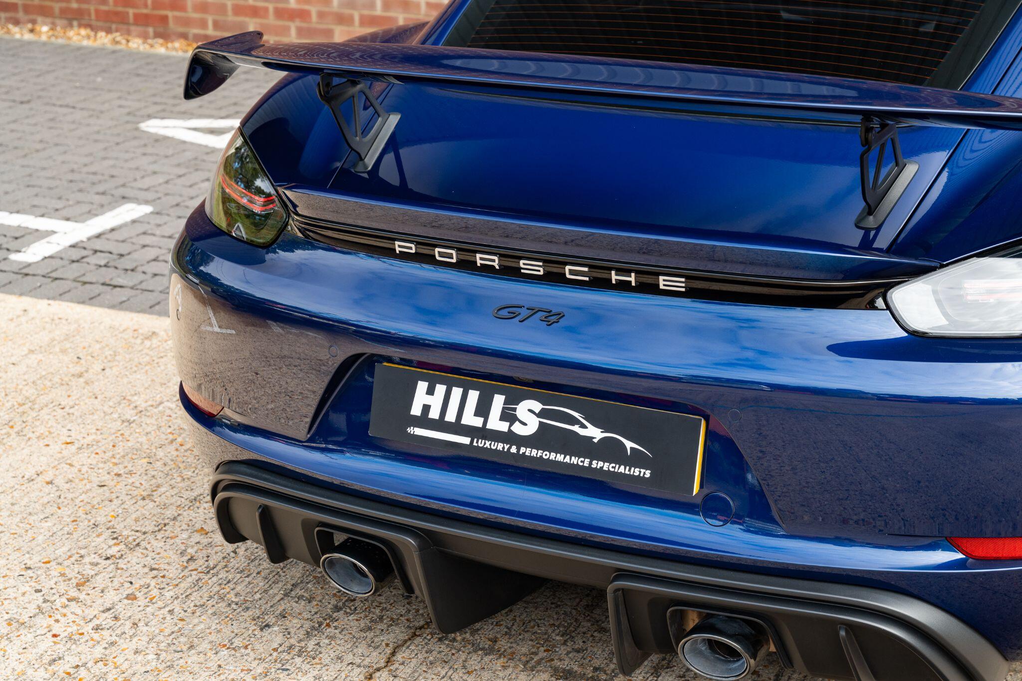 Porsche Cayman view 32