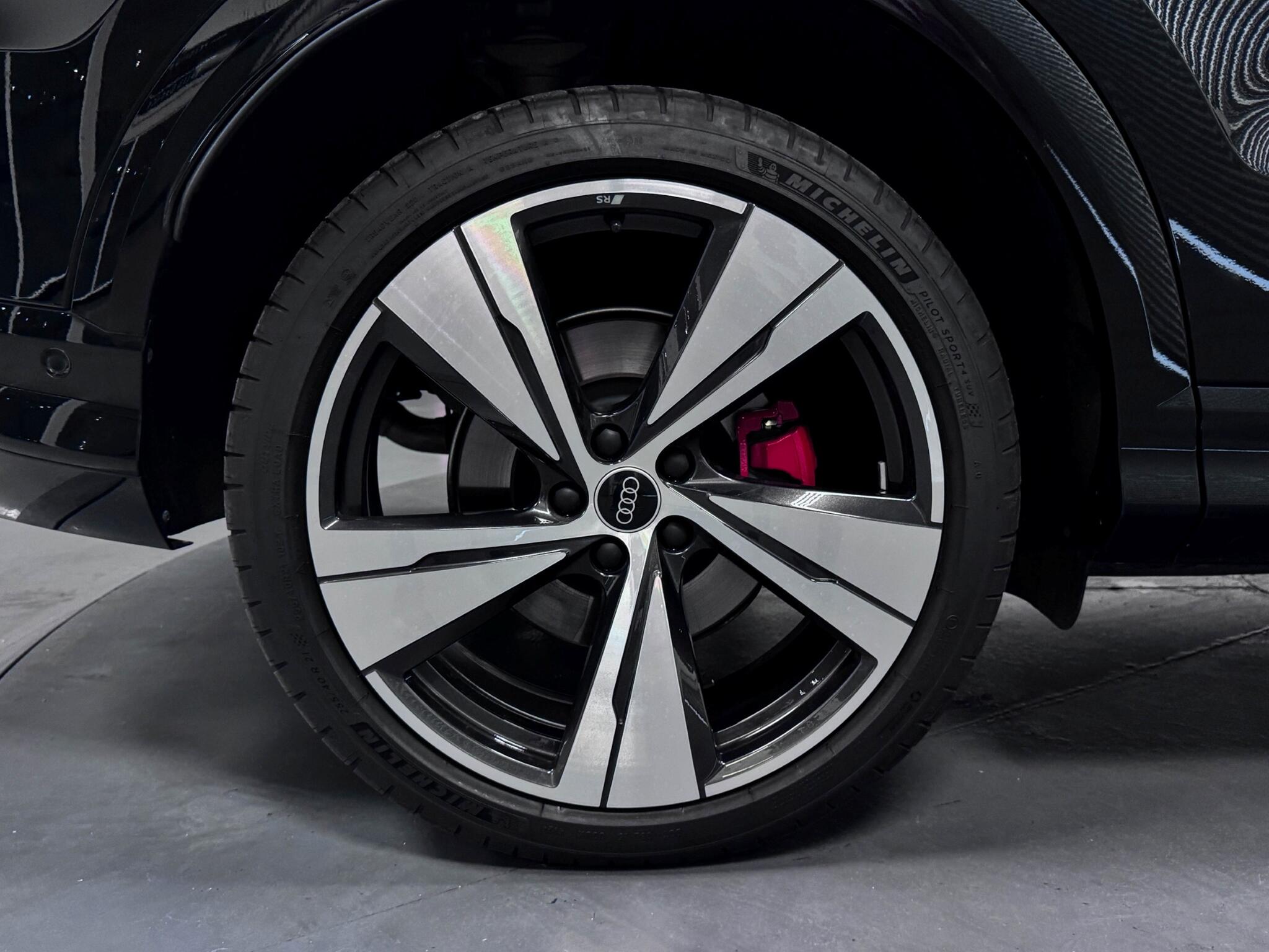 Audi Q5 view 63