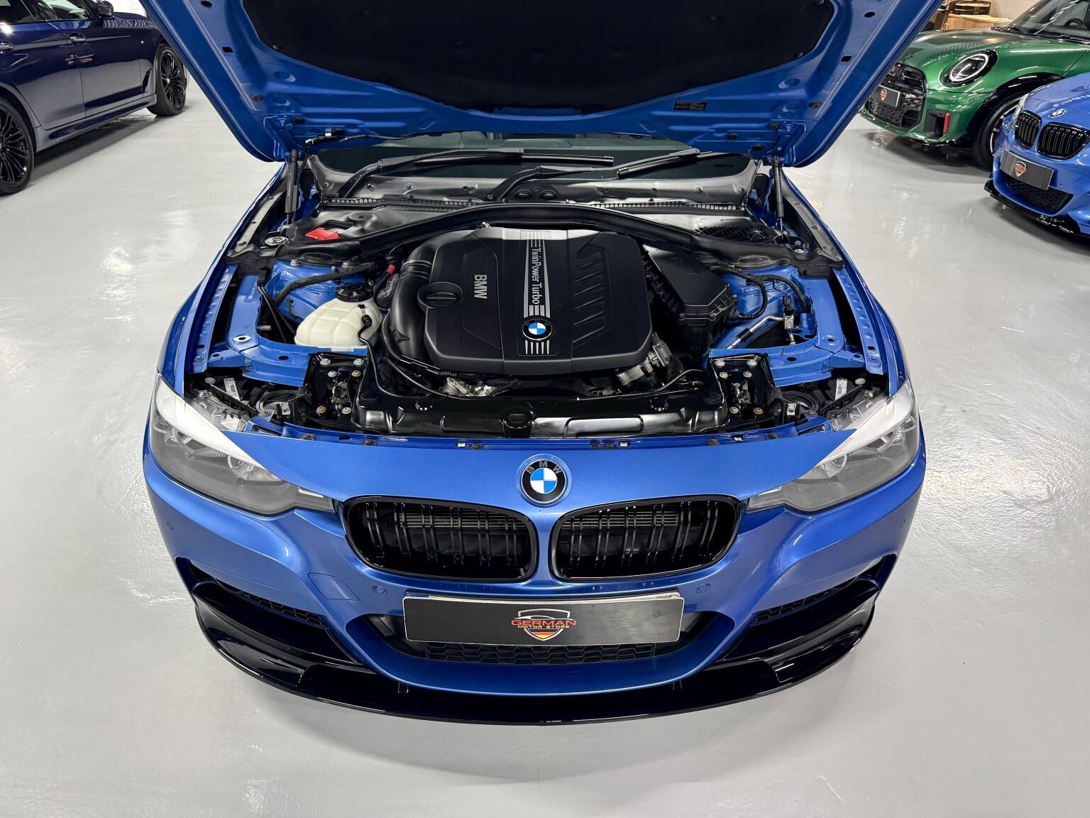 BMW 3 Series view 20