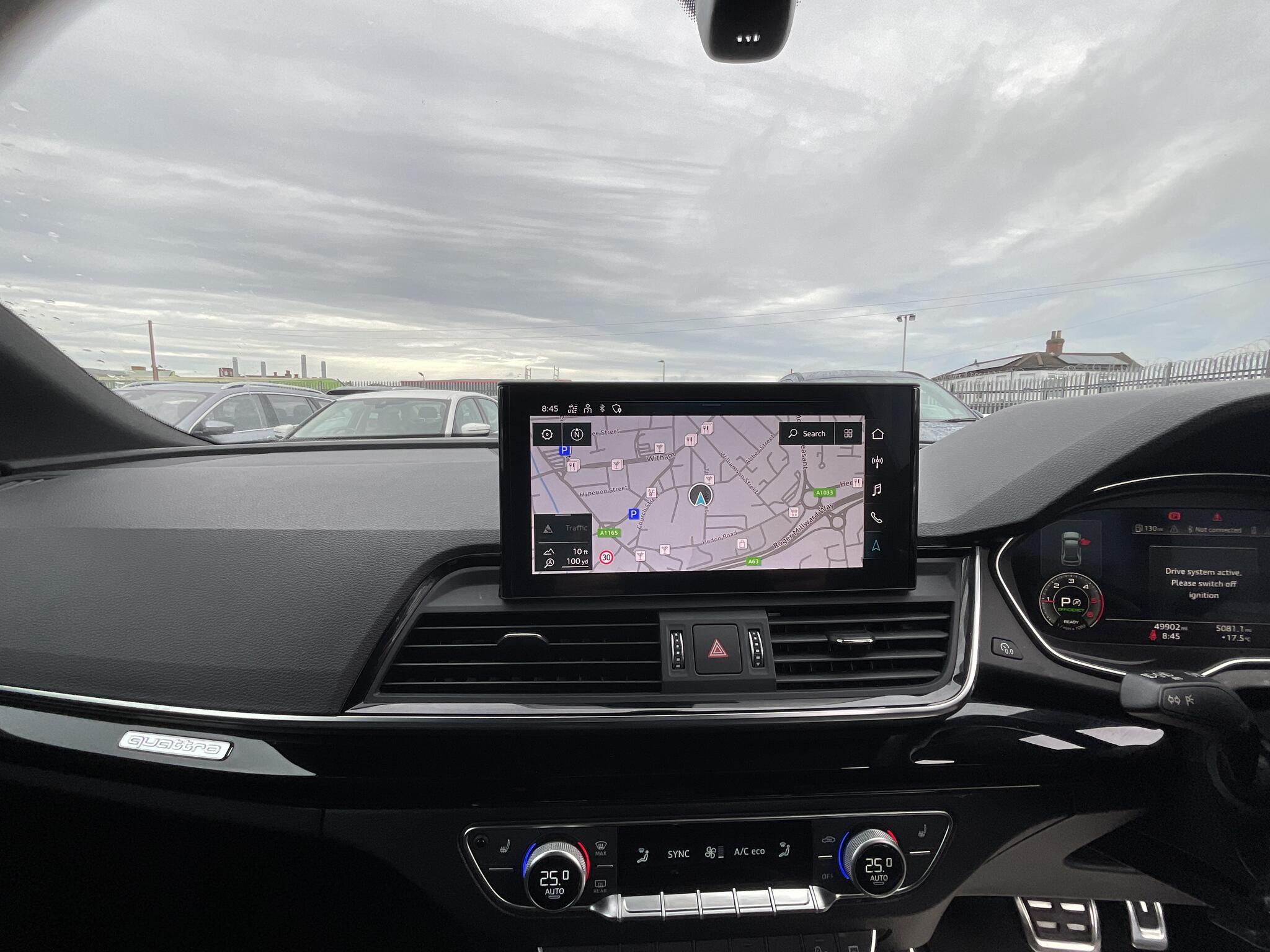 Audi Q5 view 29
