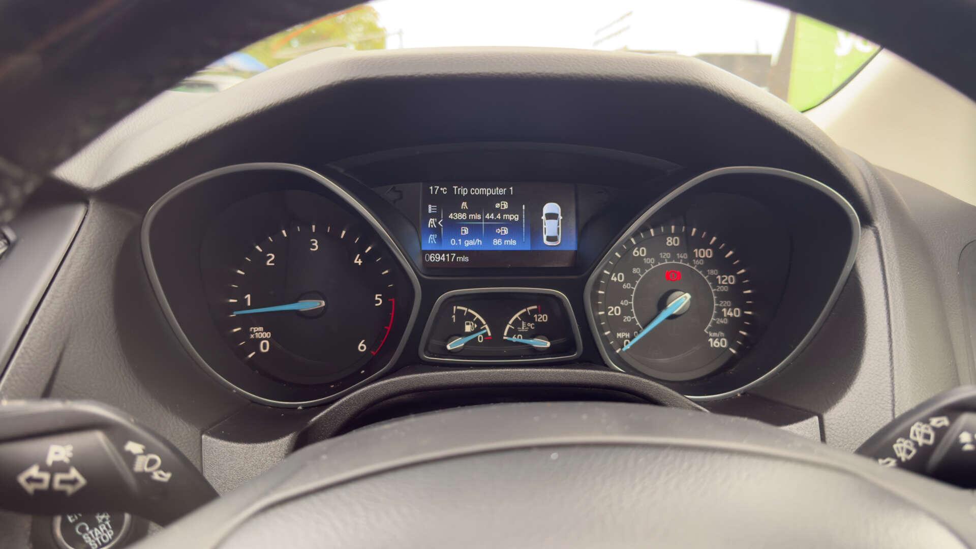 Ford Focus view 16