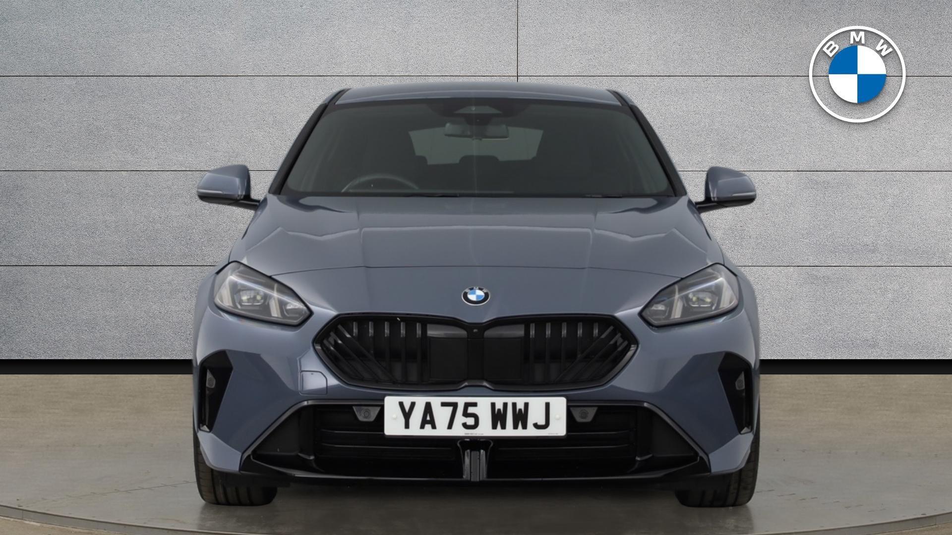 BMW 1 Series view 17