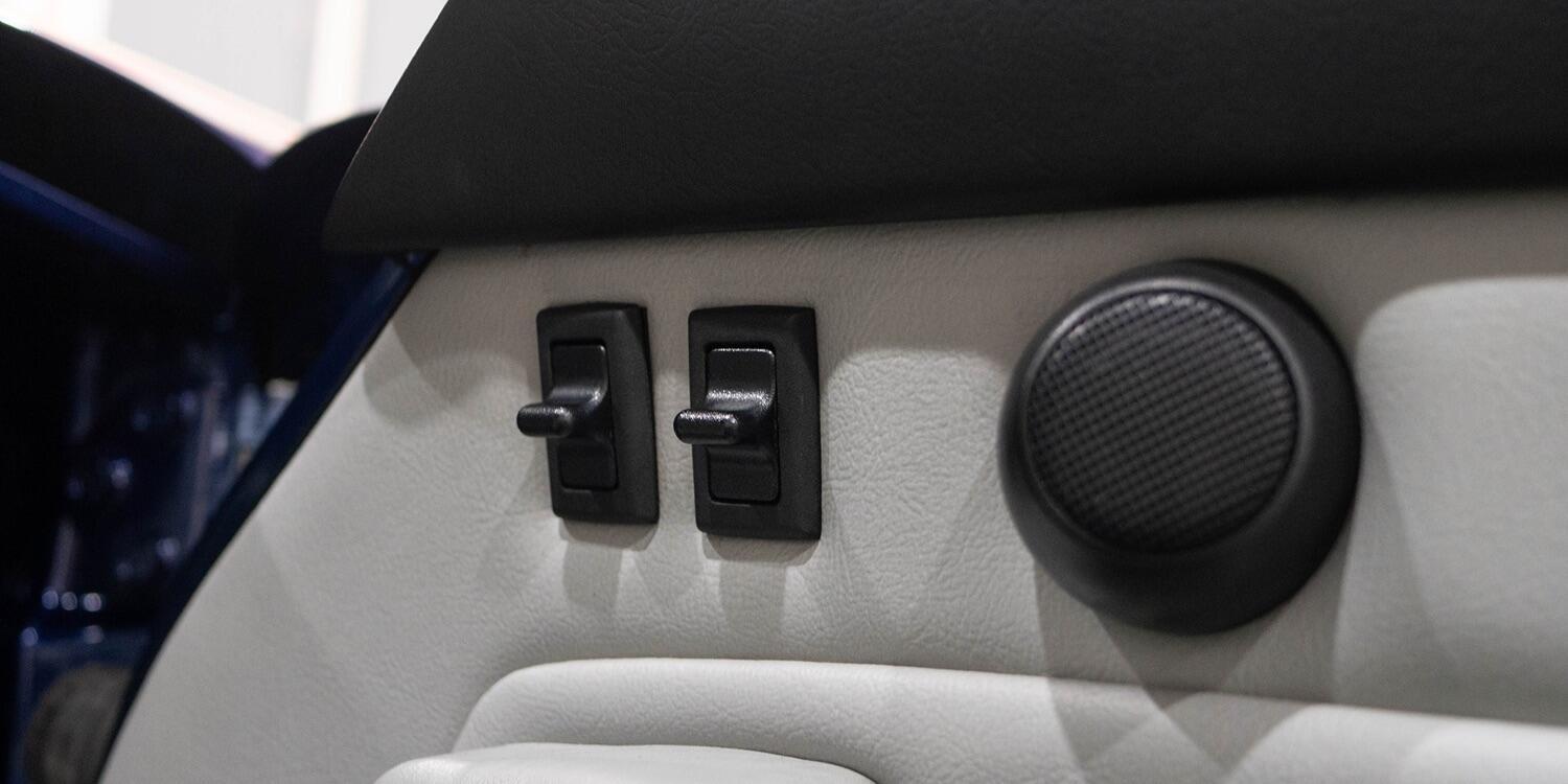 Porsche 911 view 24
