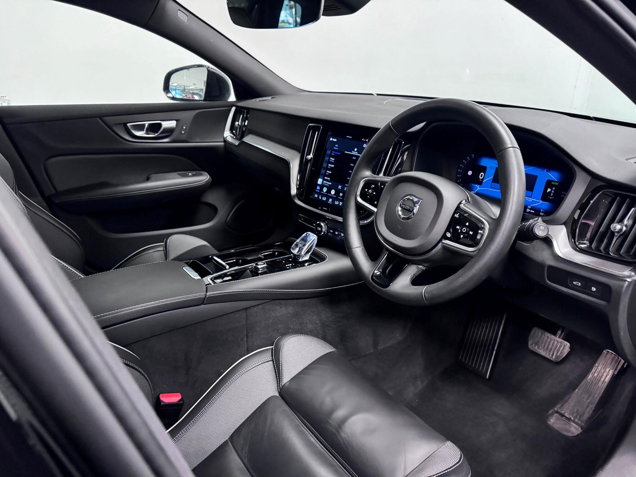 Volvo V60 view 34