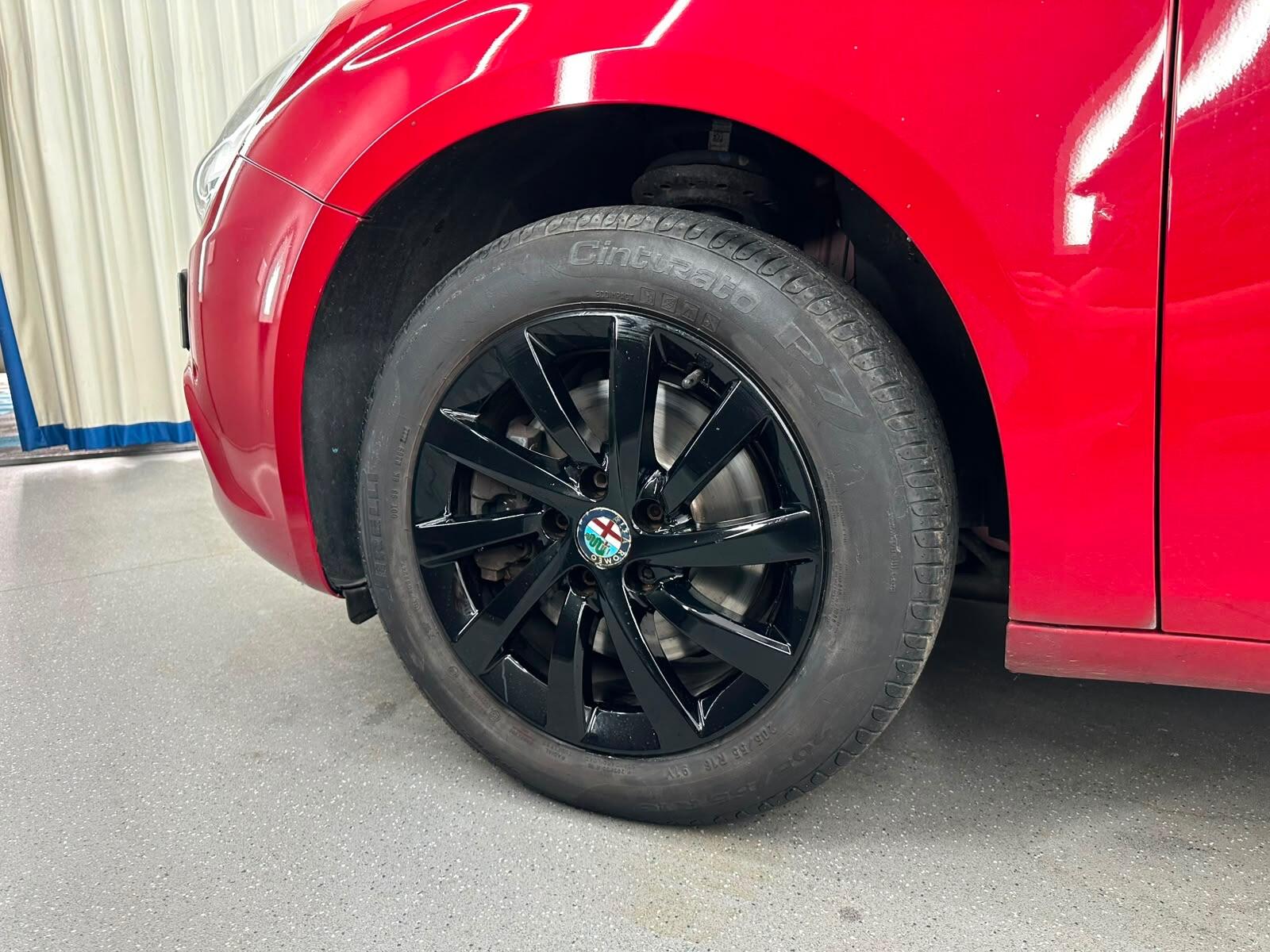 Alfa Romeo Giulietta view 22