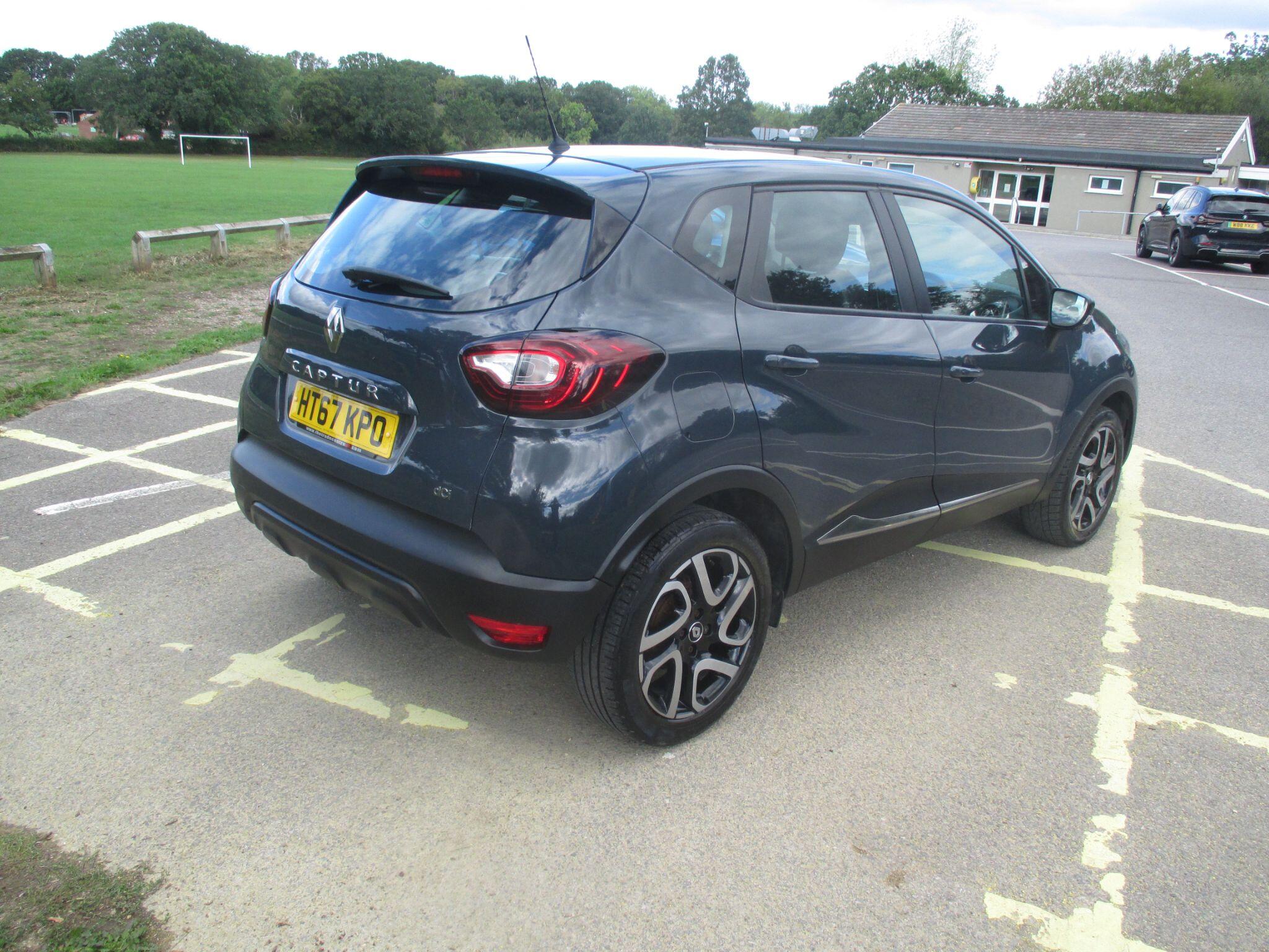 Renault Captur view 12