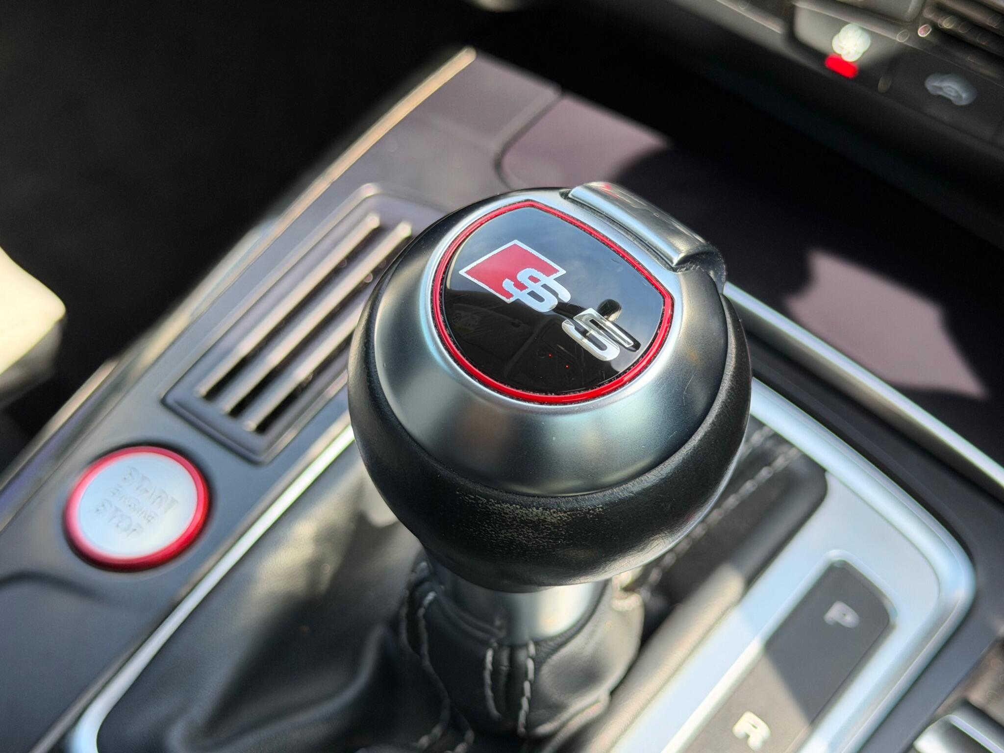 Audi S5 view 36