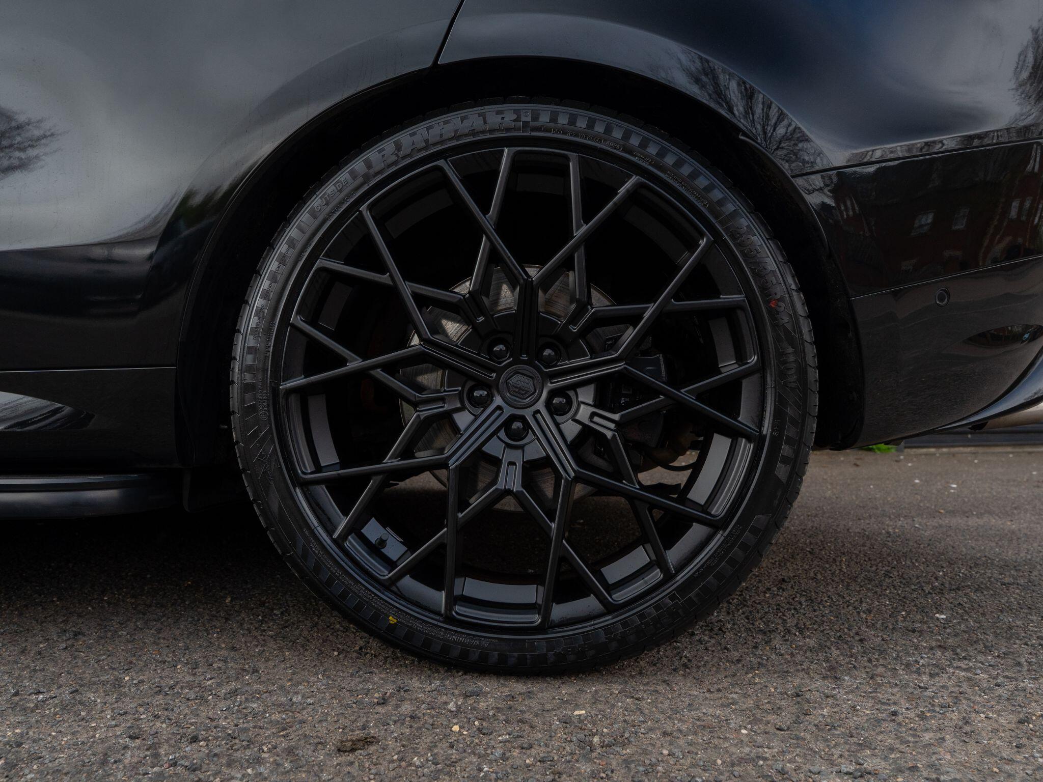 Land Rover Range Rover Sport view 34