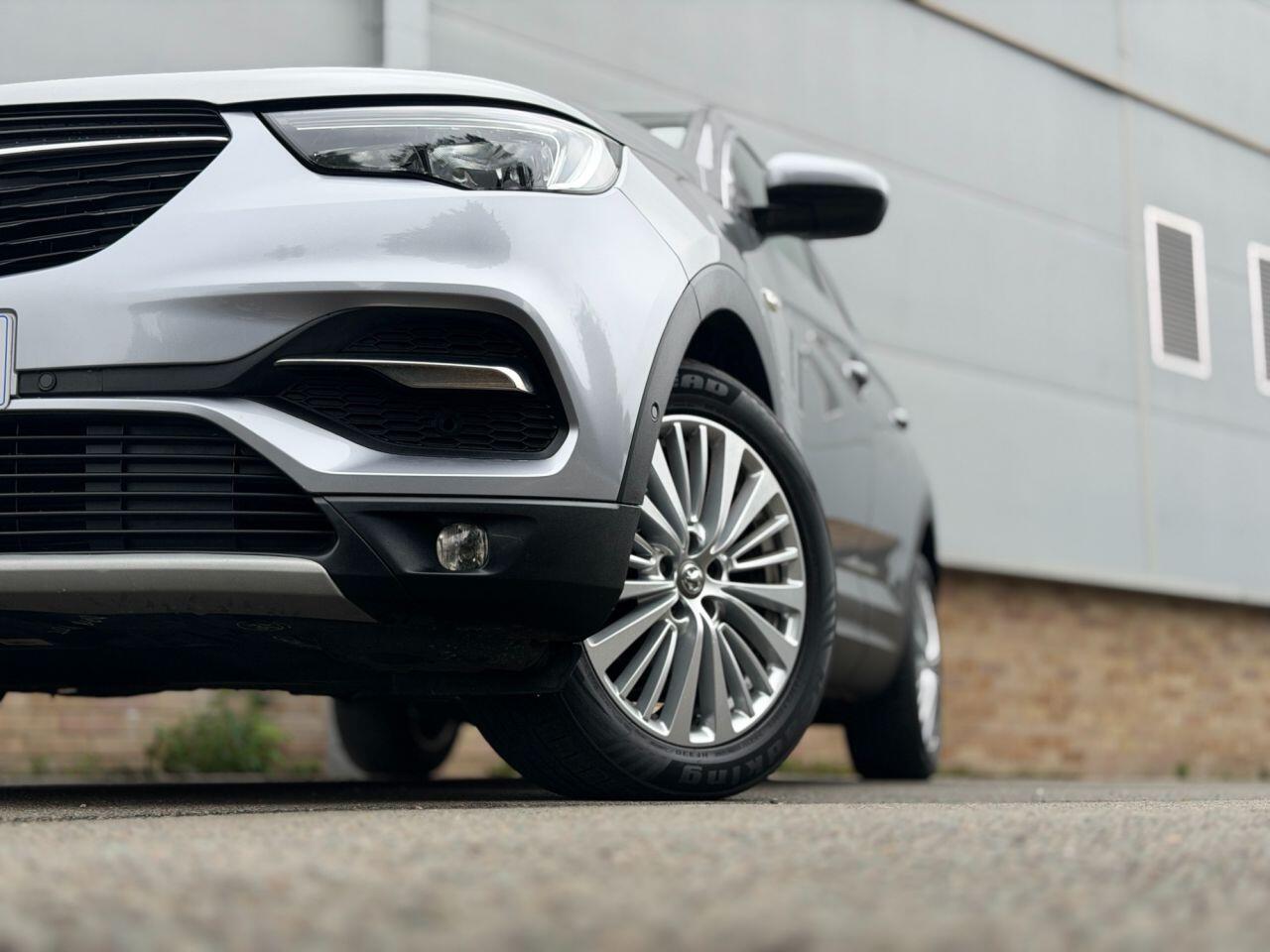 Vauxhall Grandland X view 23