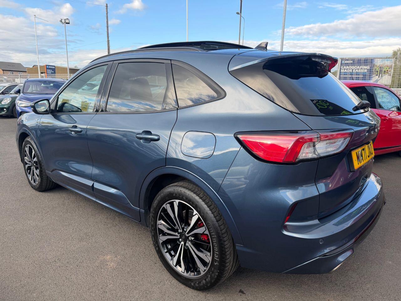 Ford Kuga view 5