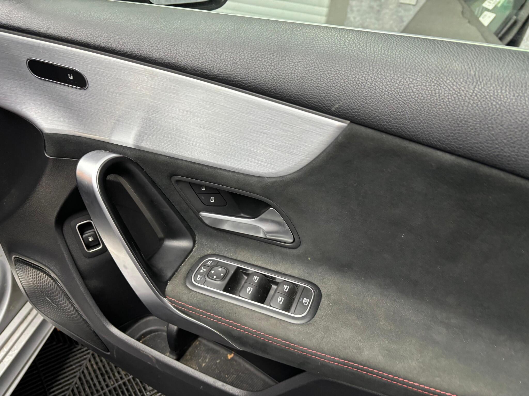 Mercedes-Benz A-Class view 27