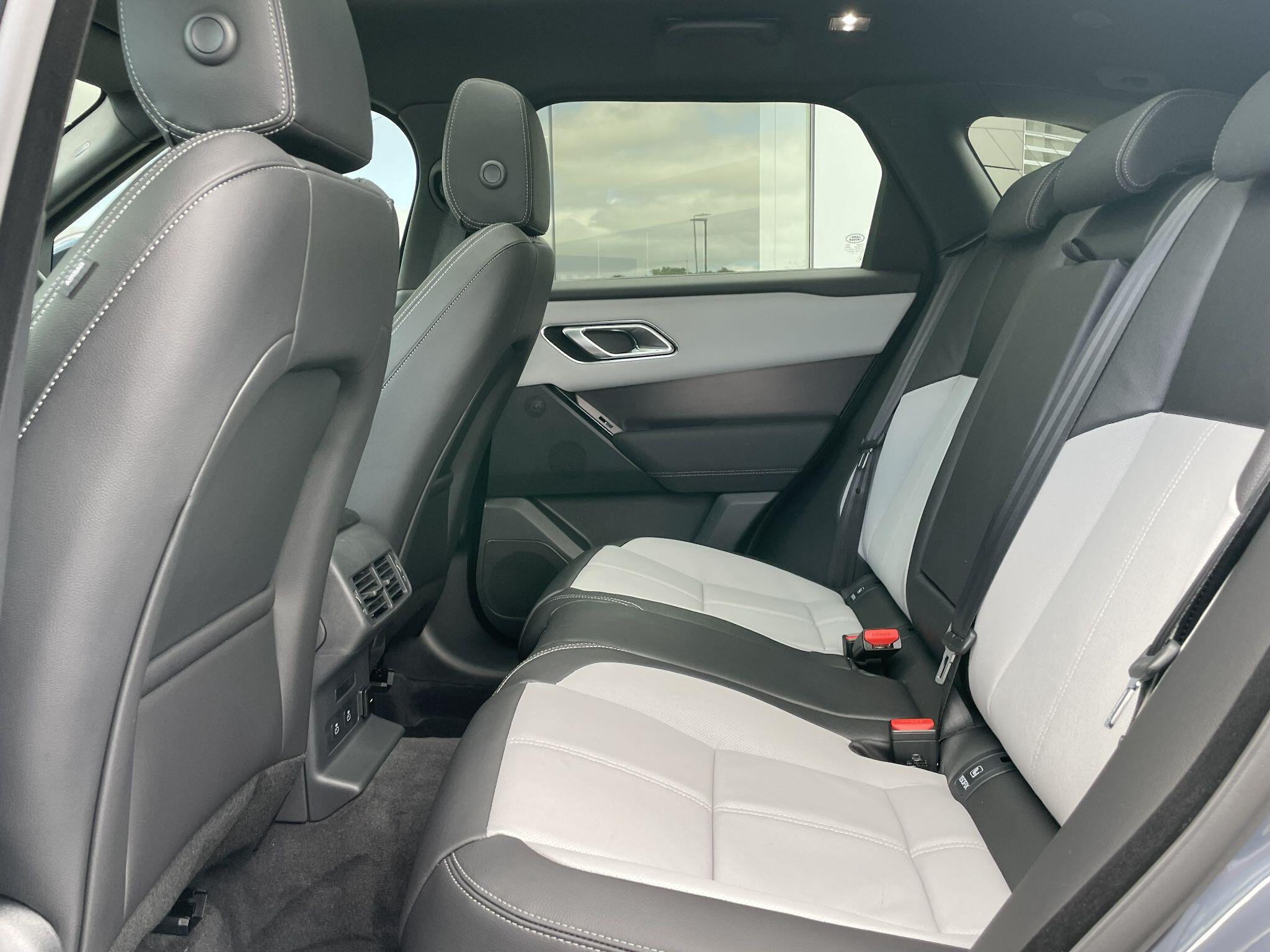 Land Rover Range Rover Velar view 12