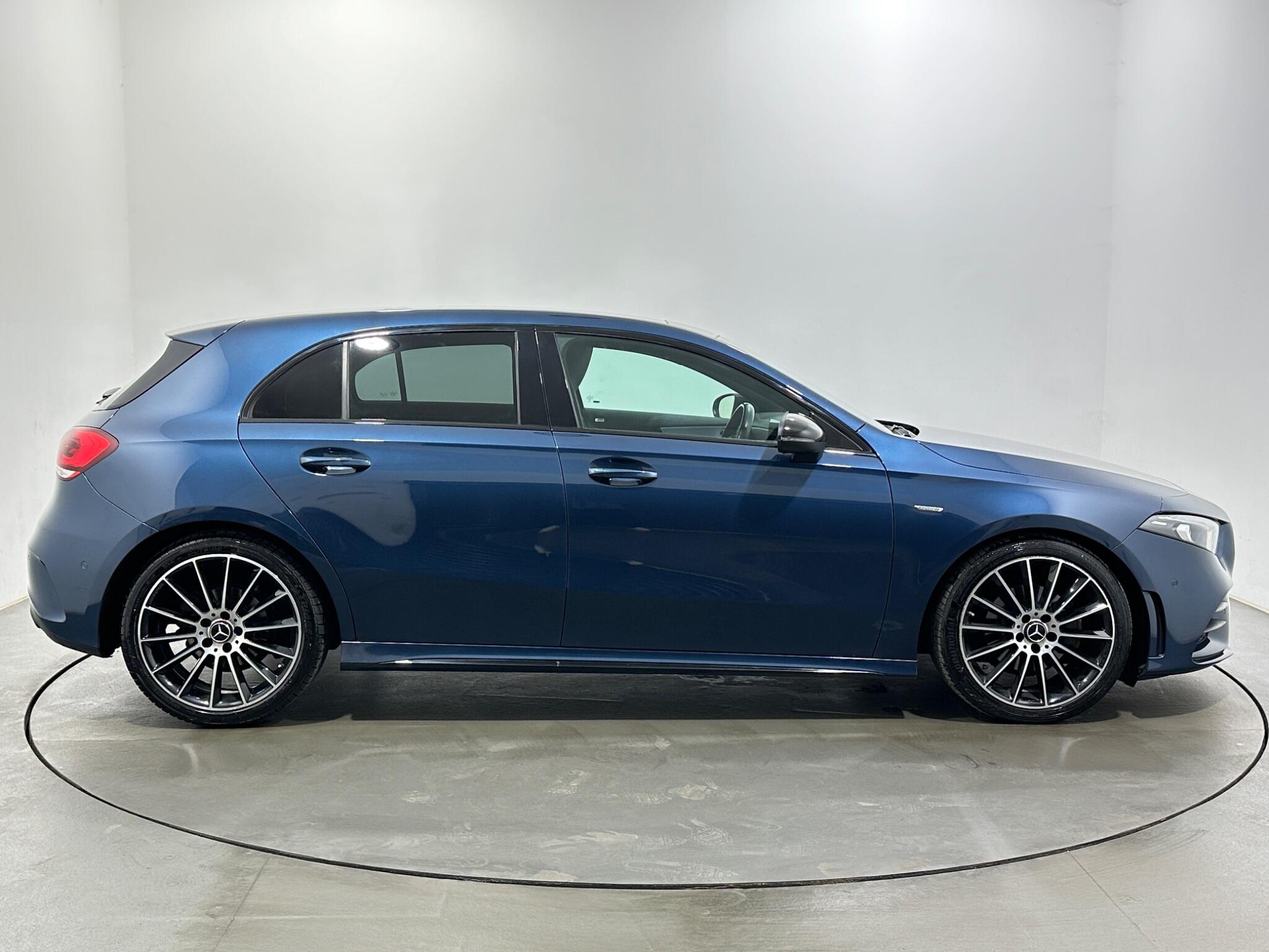 Mercedes-Benz A-Class view 9