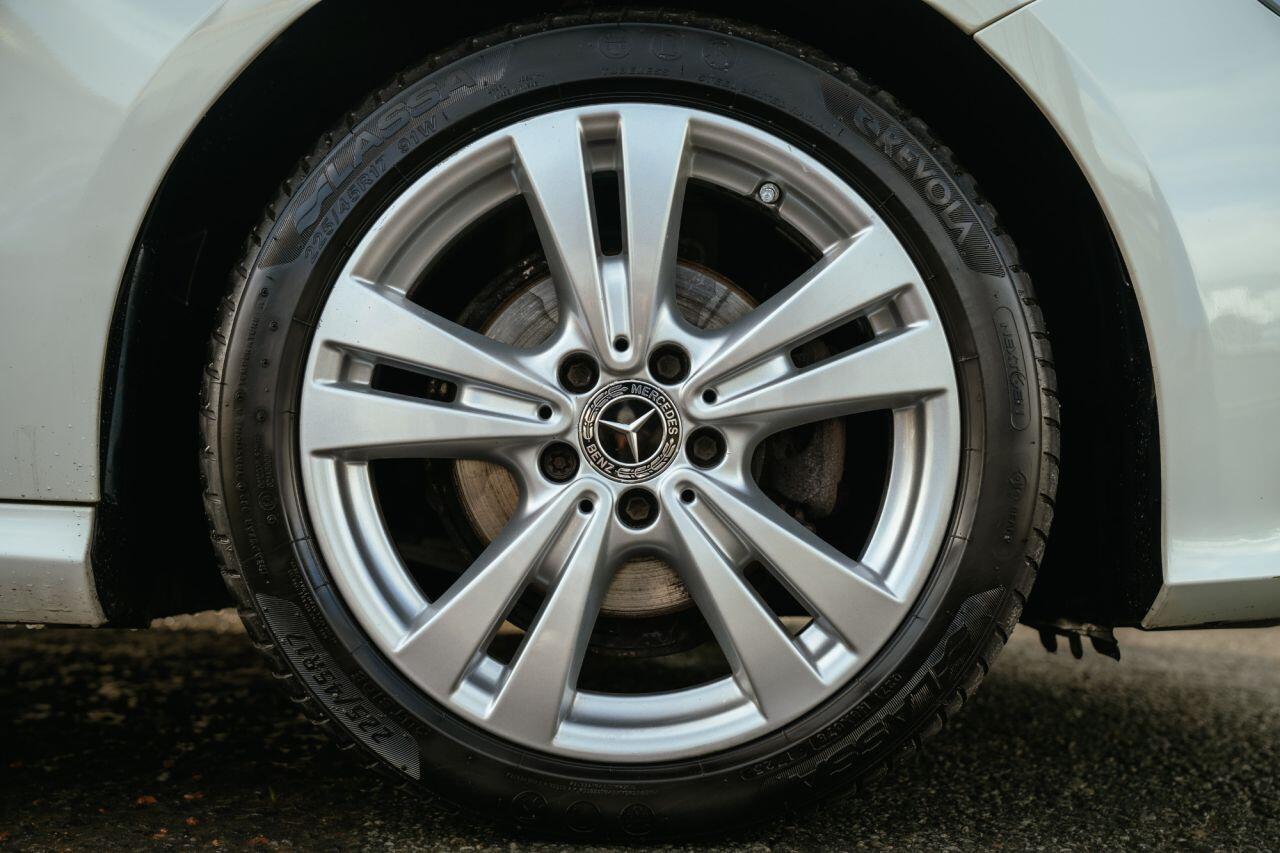 Mercedes-Benz A-Class view 4
