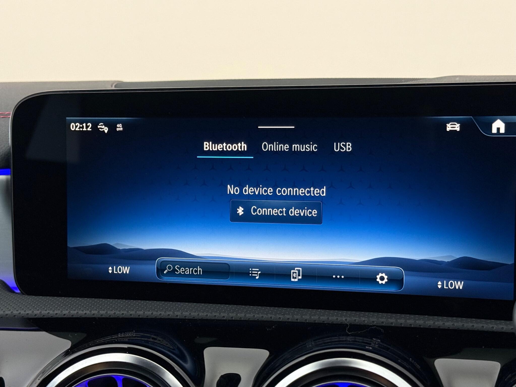 Mercedes-Benz Cla view 27