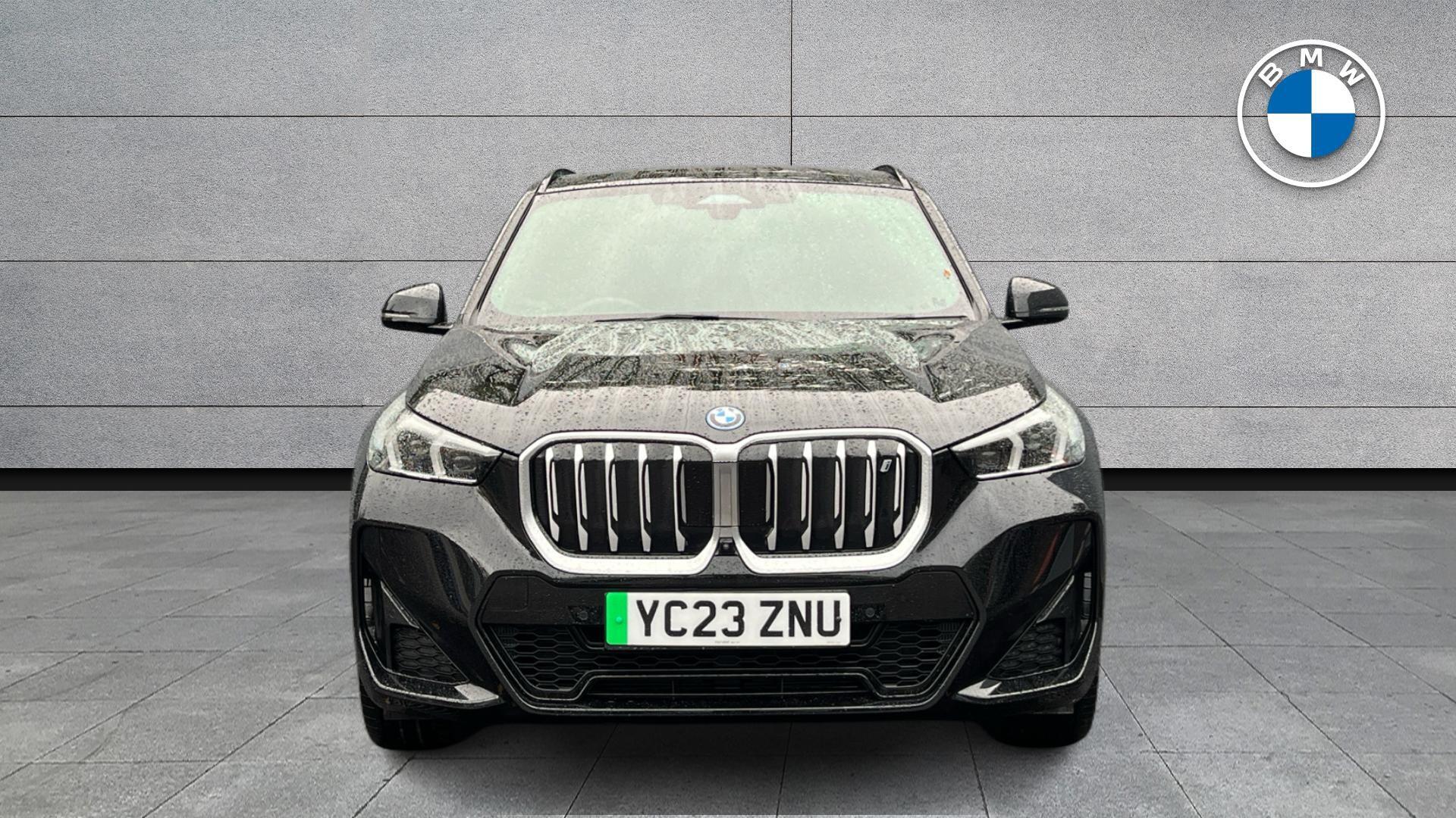 BMW iX1 view 16