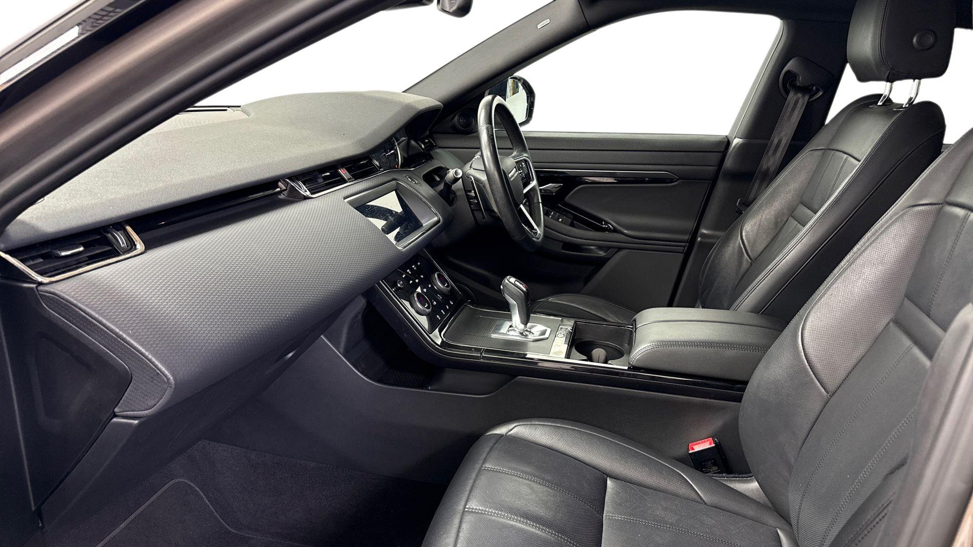 Land Rover Range Rover Evoque view 3