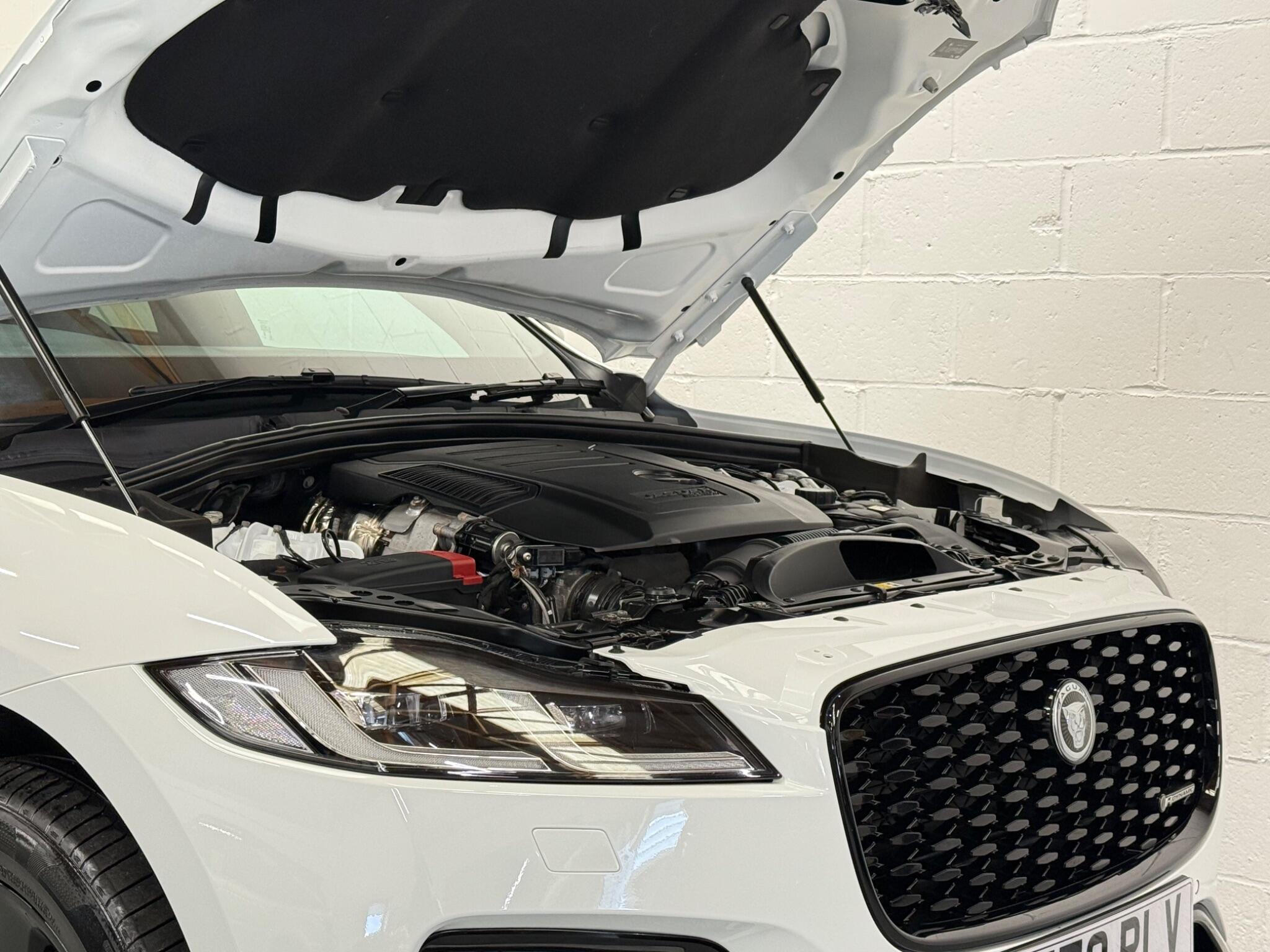 Jaguar F-Pace view 30