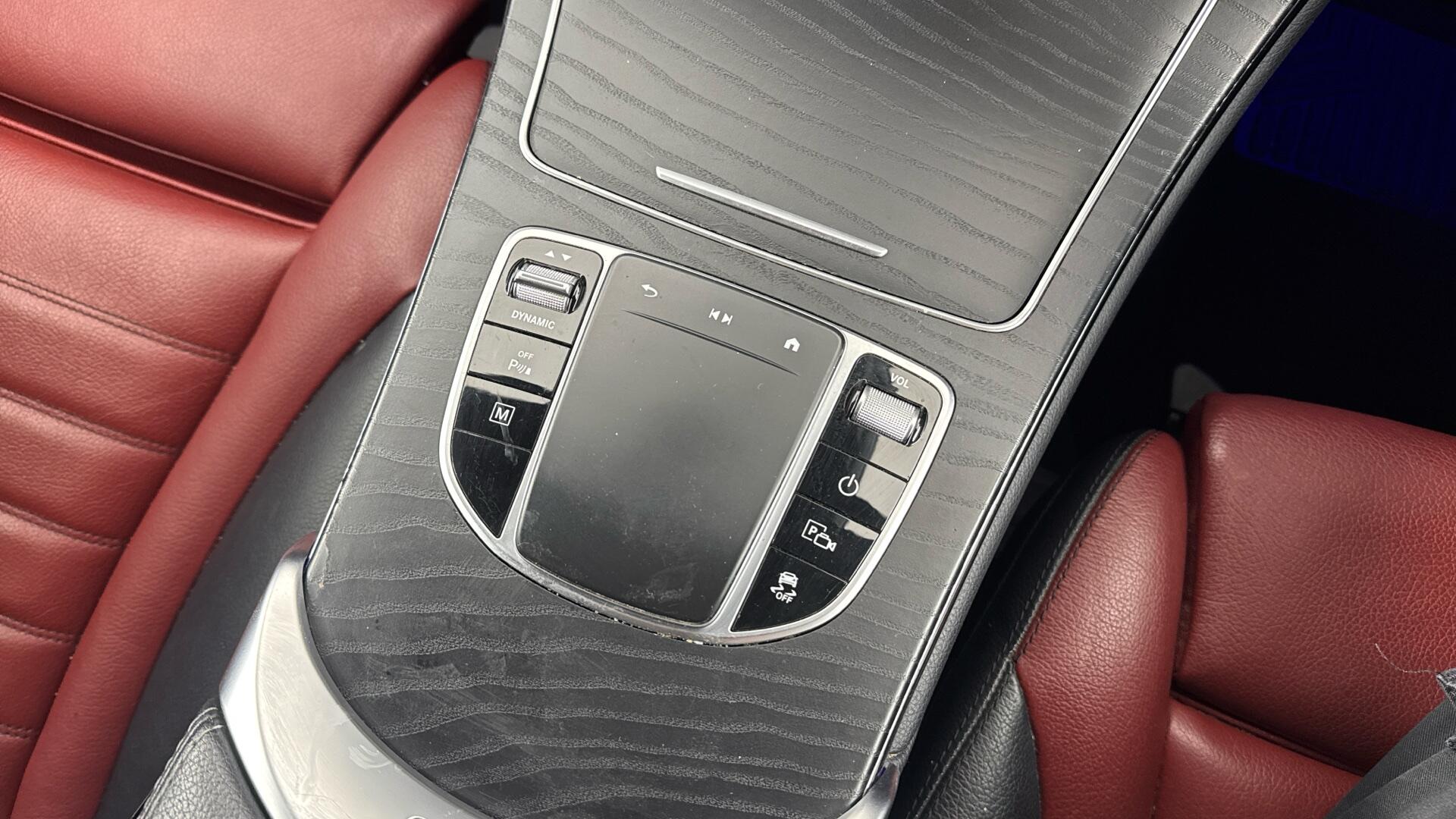 Mercedes-Benz GLC view 38