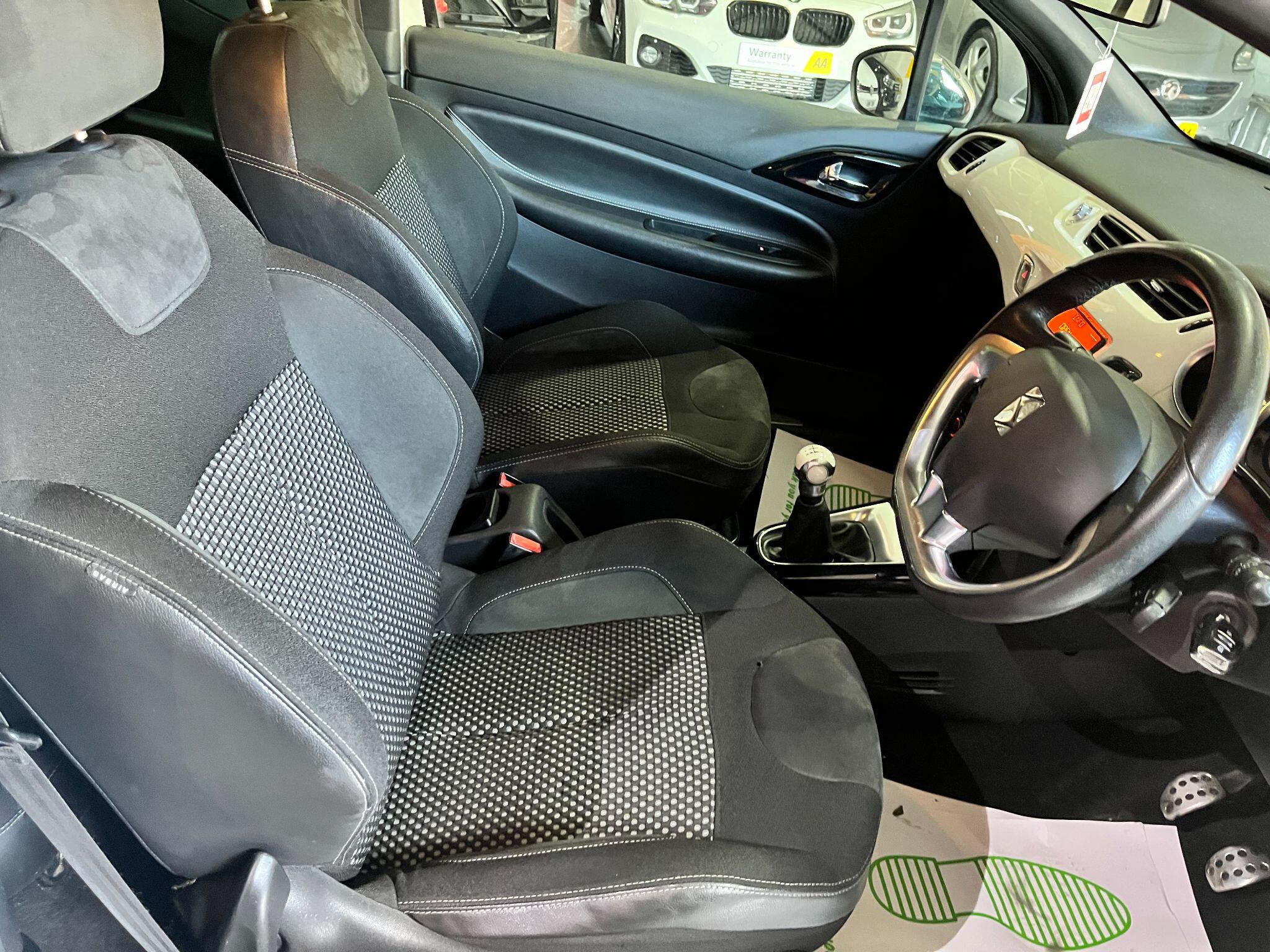 Citroen DS3 view 9