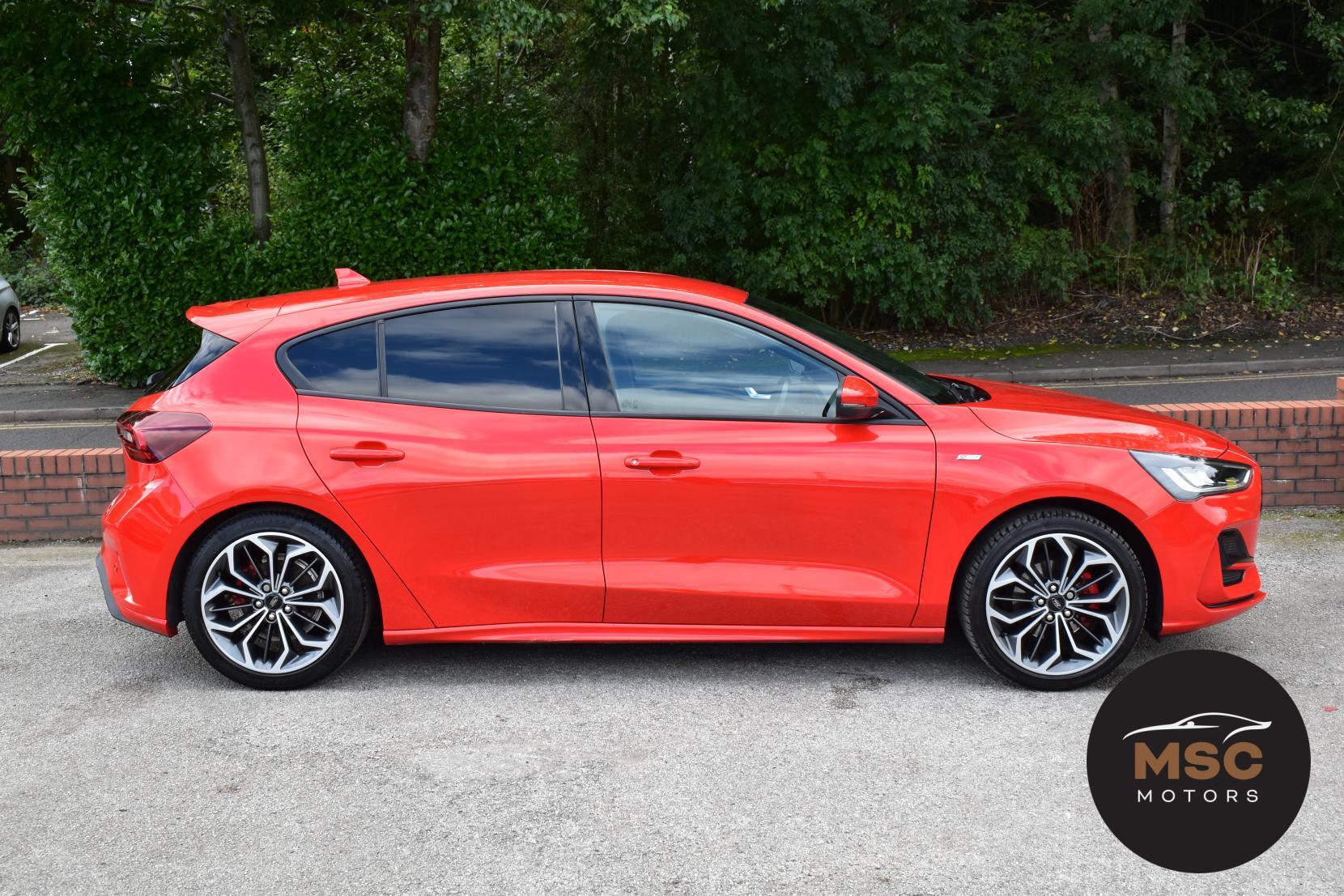 Ford Focus view 21