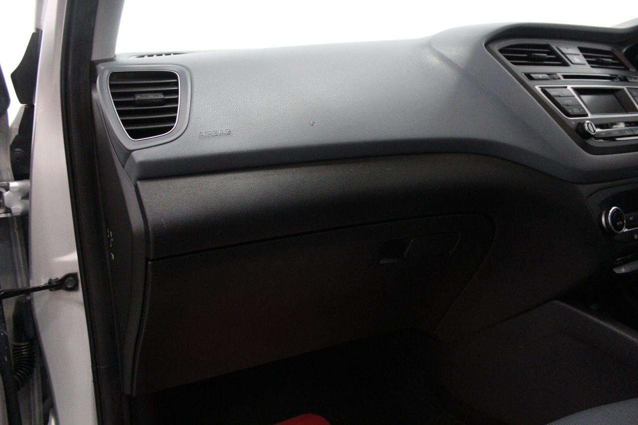 Hyundai I20 view 33