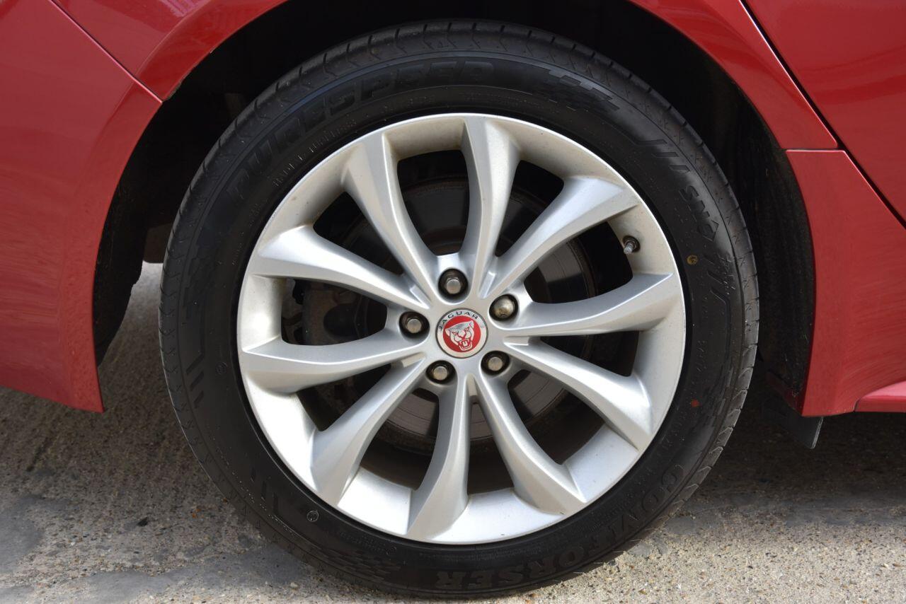 Jaguar XF view 62