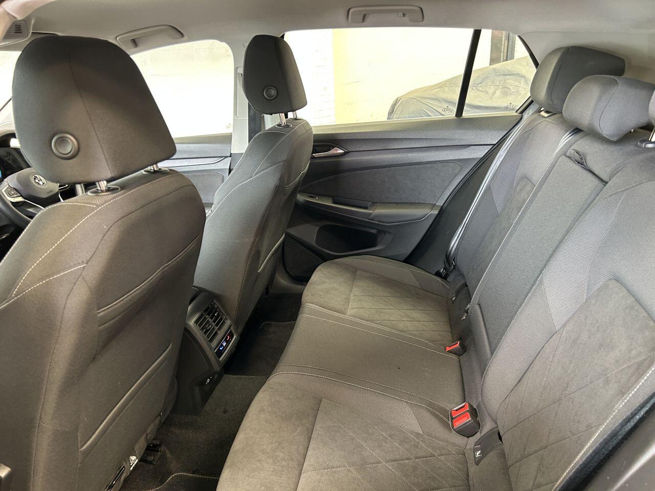 Volkswagen Golf view 54