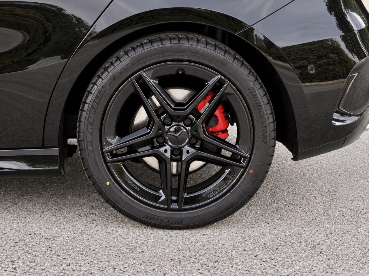 Mercedes-Benz A Class view 14