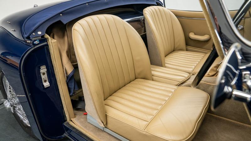 Jaguar XK150 view 12