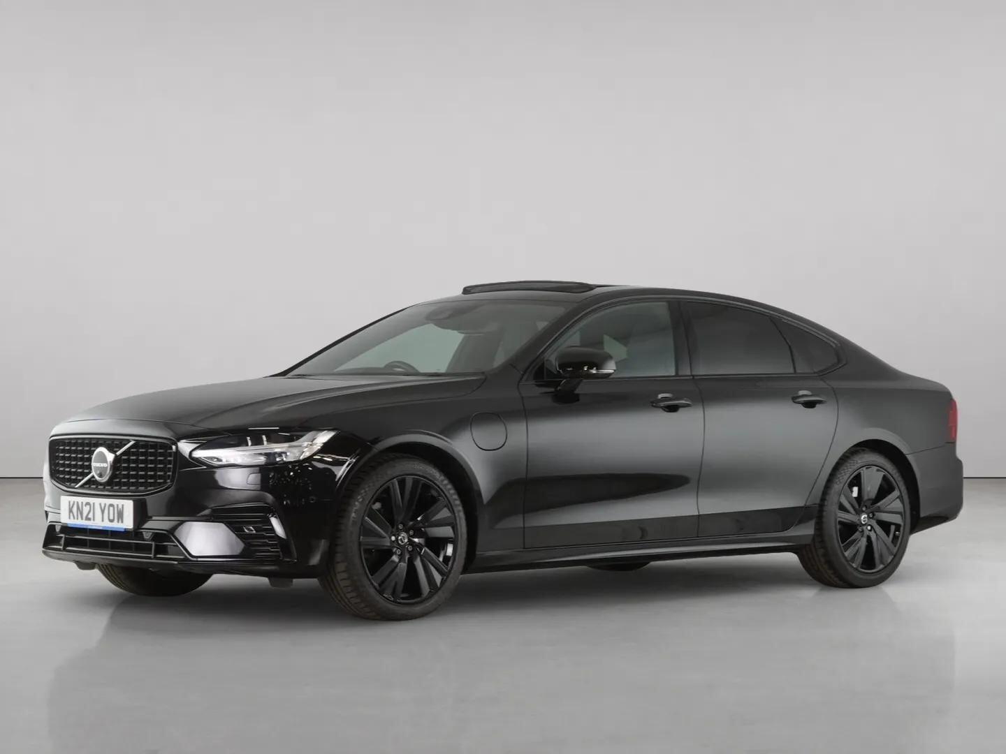 Volvo S90 view 2