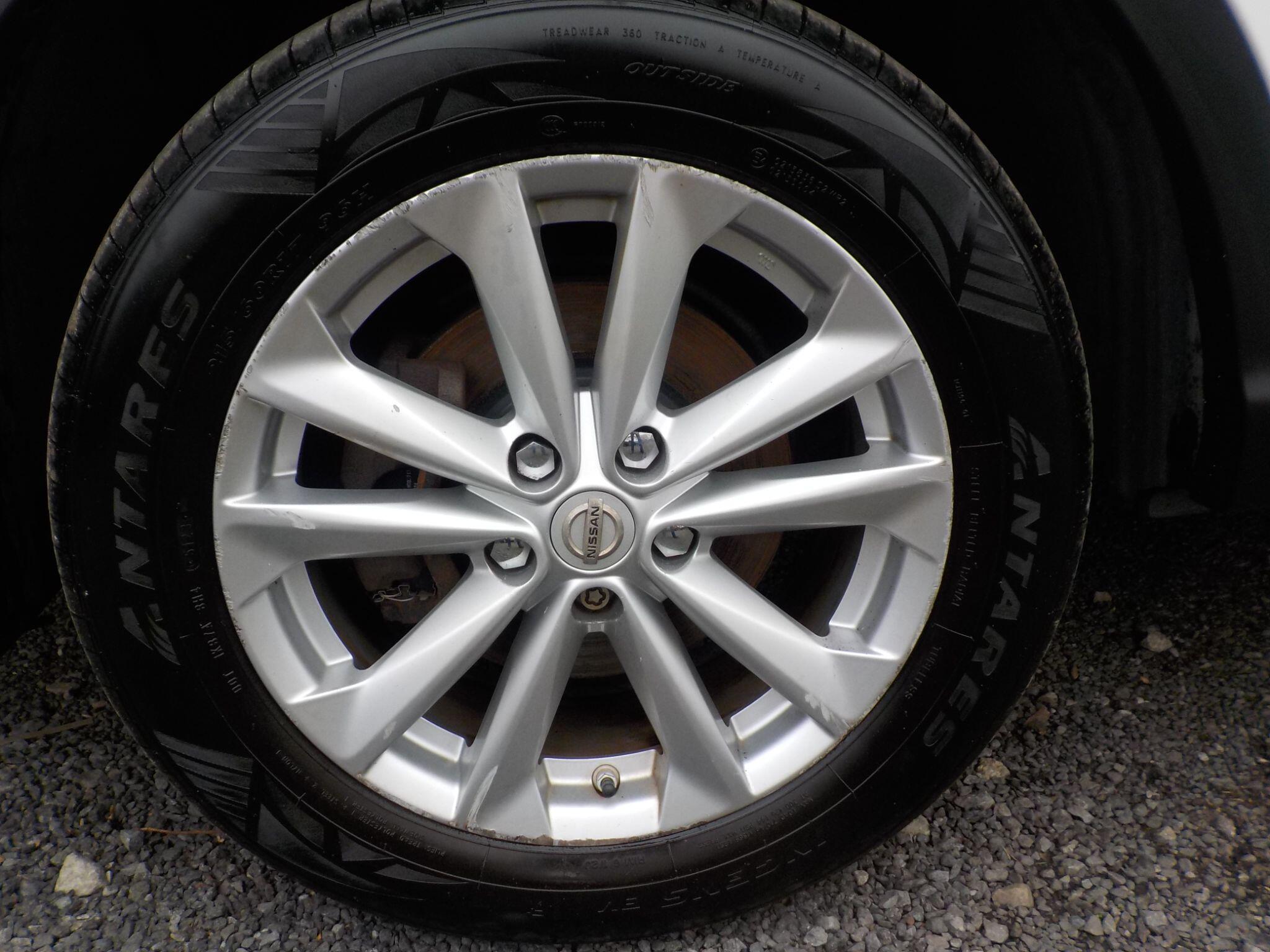 Nissan Qashqai 1.5 dCi Acenta 2WD Euro 5 (s/s) 5dr