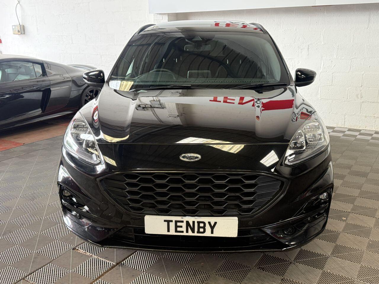 Ford Kuga view 3