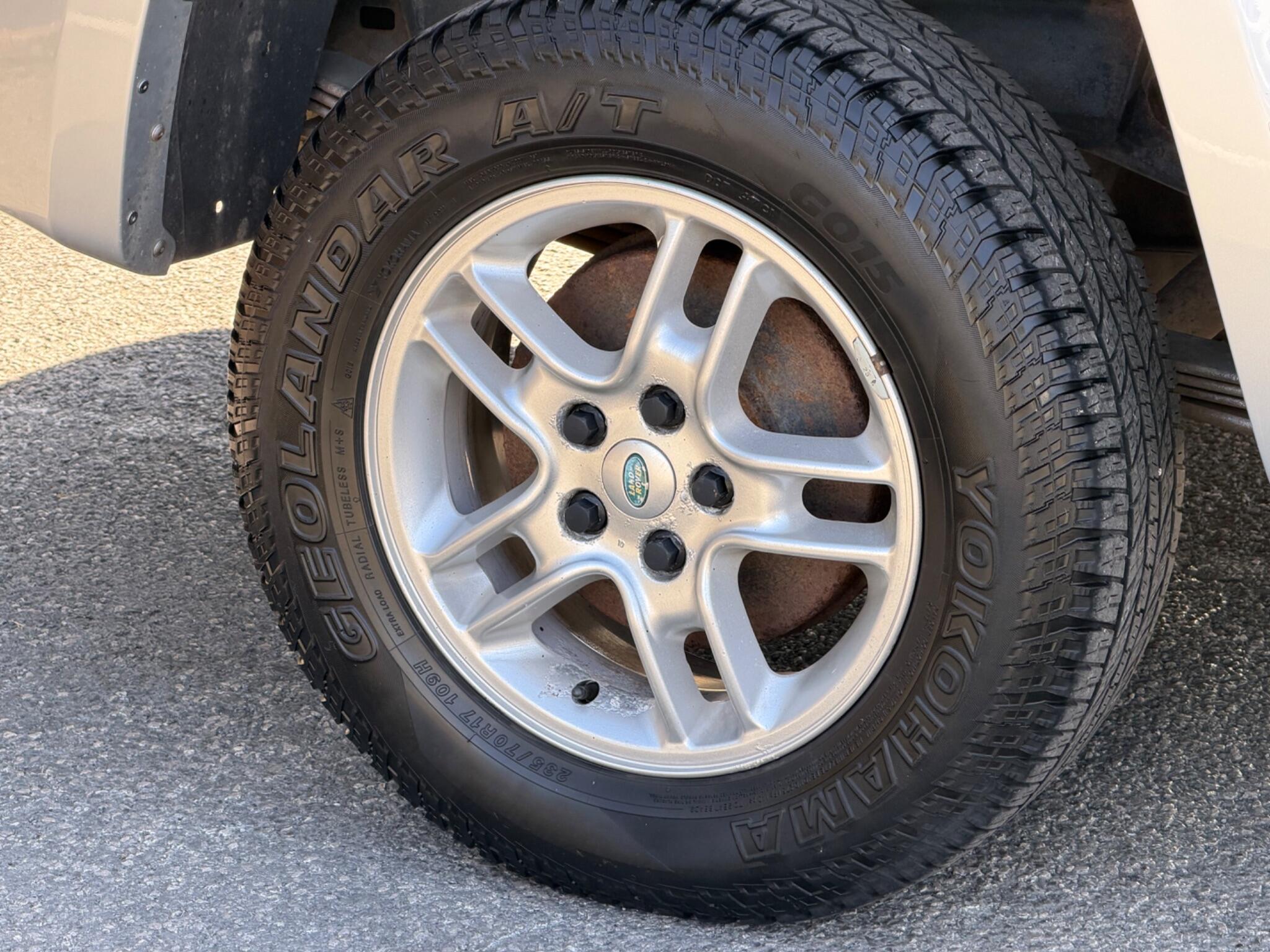 Volkswagen Amarok view 44