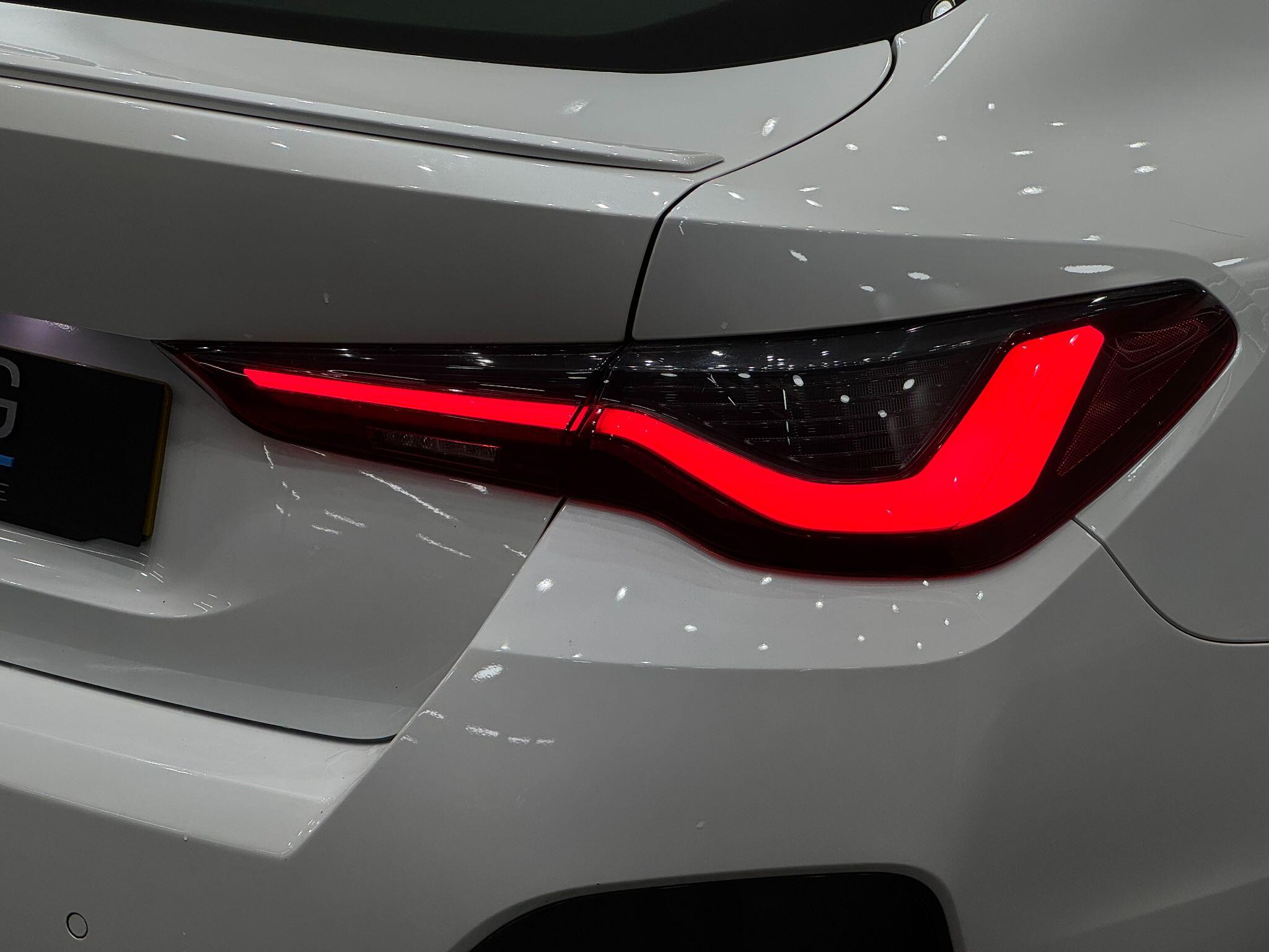 BMW I4 view 24