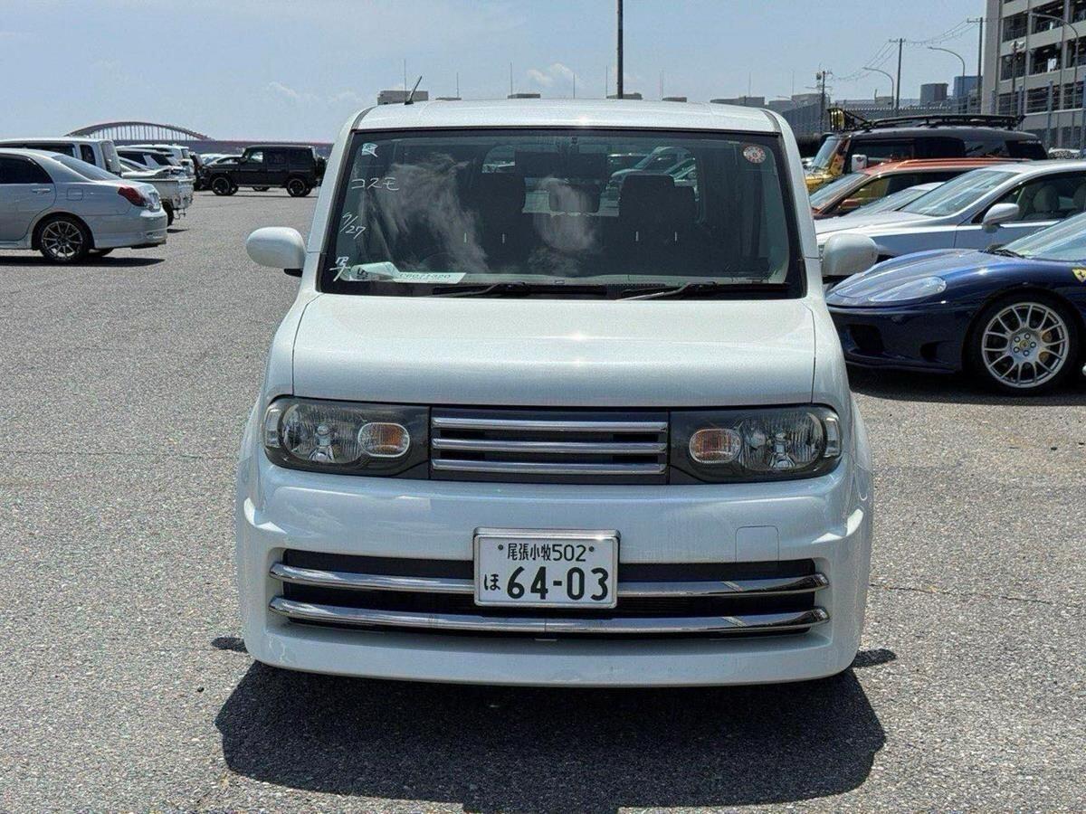 Nissan Cube view 8