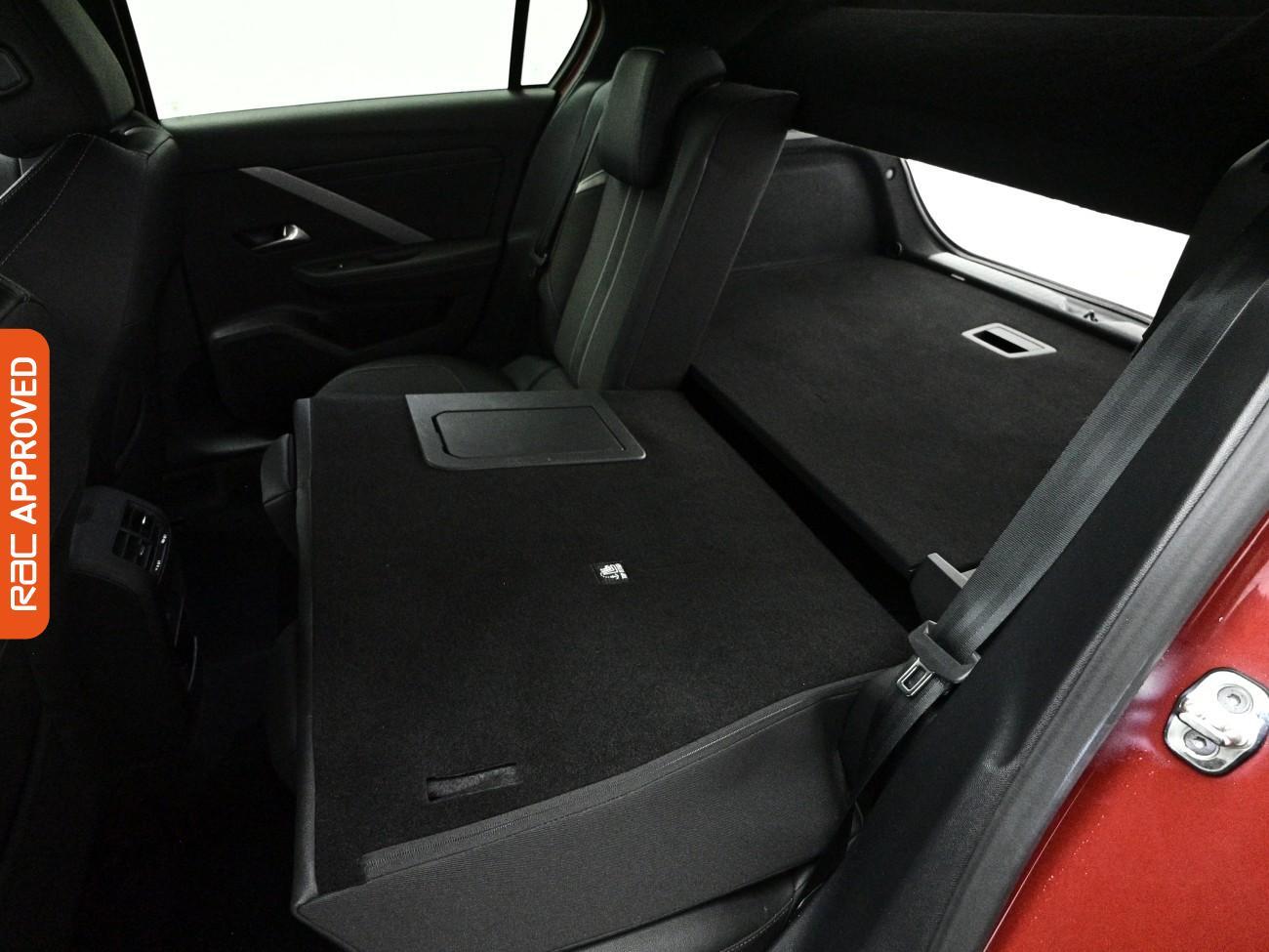 Vauxhall Astra view 24