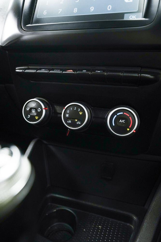 Dacia Duster view 17