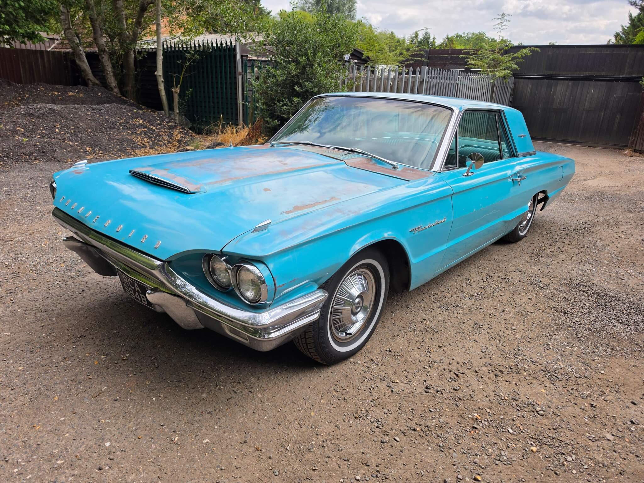 Ford Thunderbird