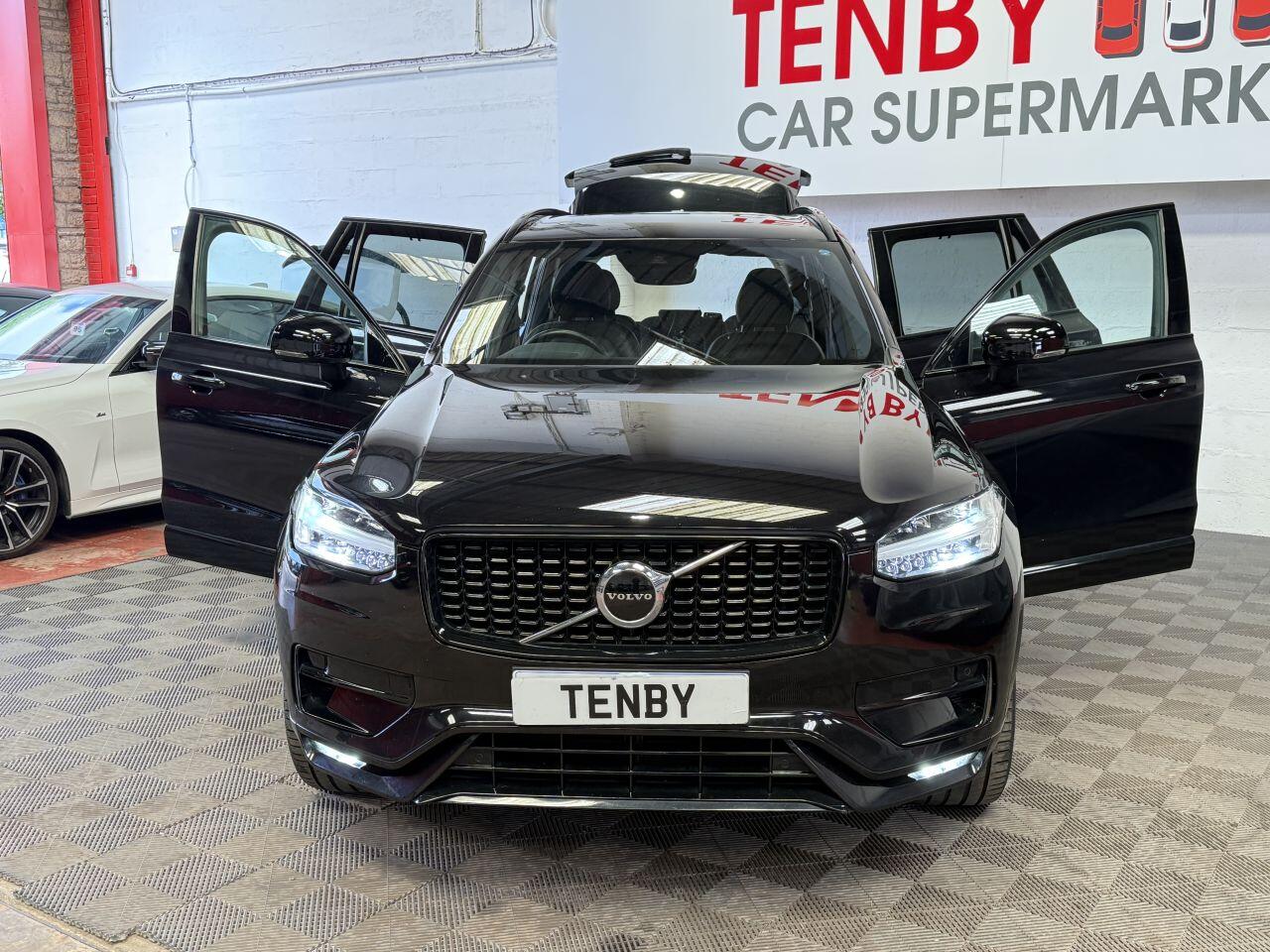 Volvo XC90 view 12