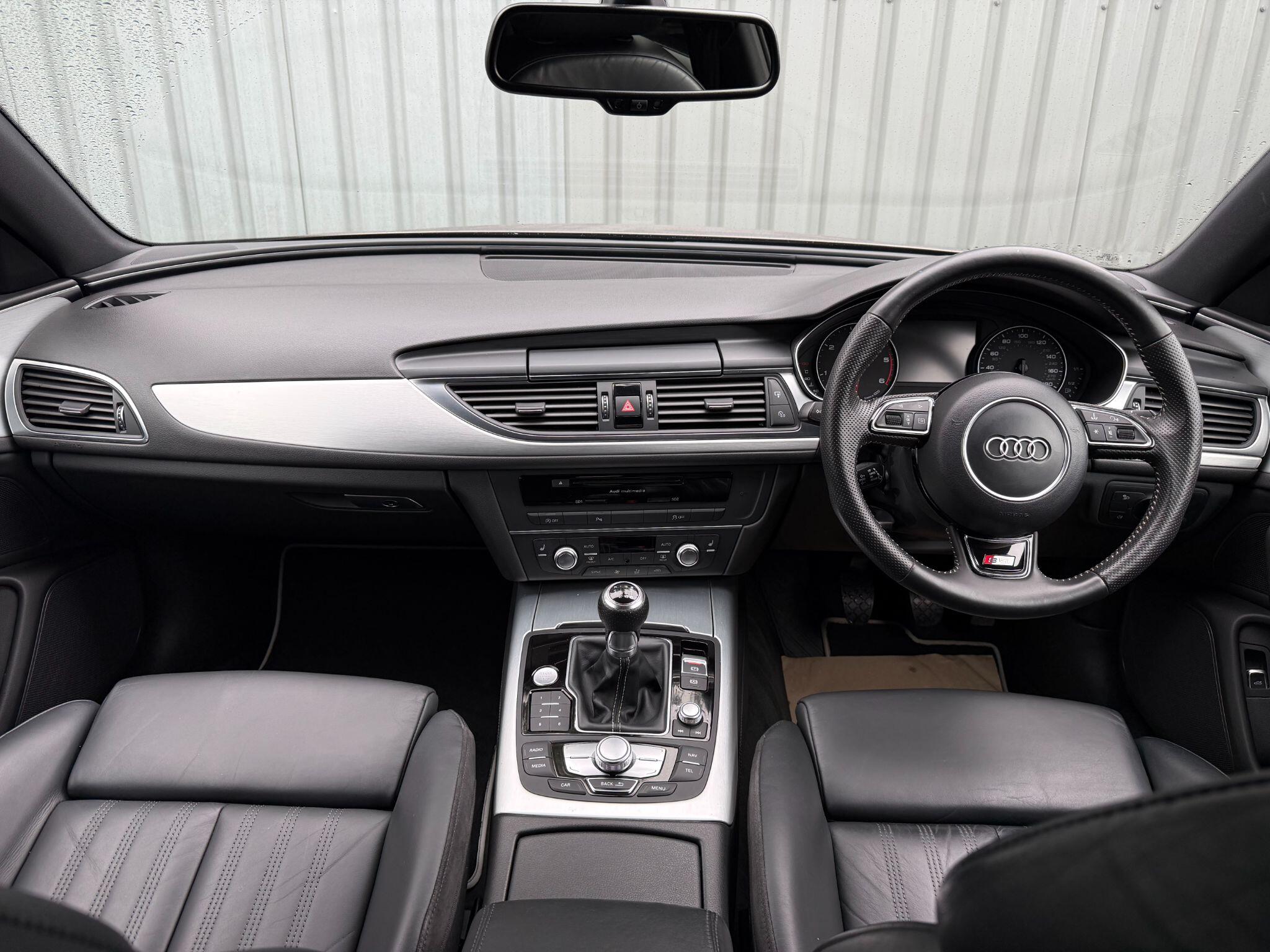Audi A6 view 22